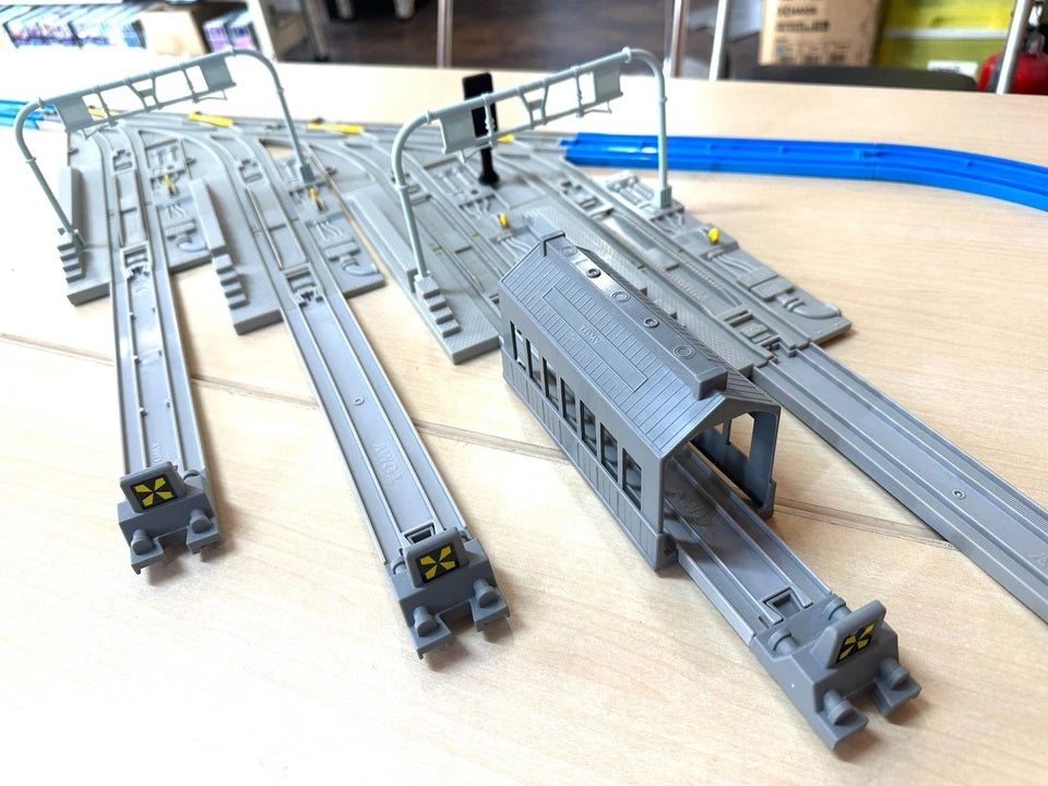 すぐ遊べる!現状品 タカラトミー プラレール レールレイアウト セット 車両基地 大きな踏切 TAKARA TOMY 4/6