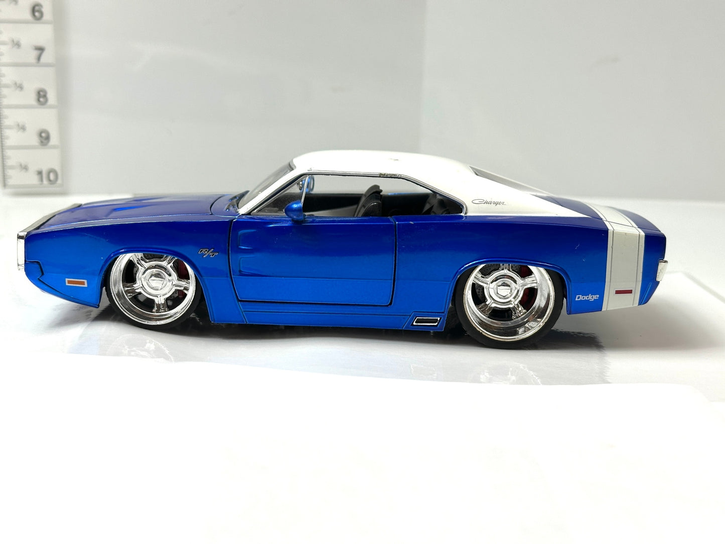 ジャダトイズ 1/24 1970 ダッジ・チャージャー ミニカー ダイキャストモデル アメ車 DODGE CHARGER 8/7