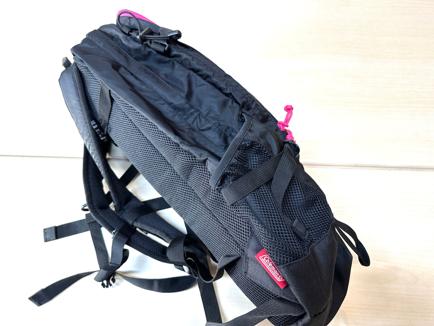 Coleman コールマン ウォーカー33 リュック バックパック 黒×ピンク 9/16