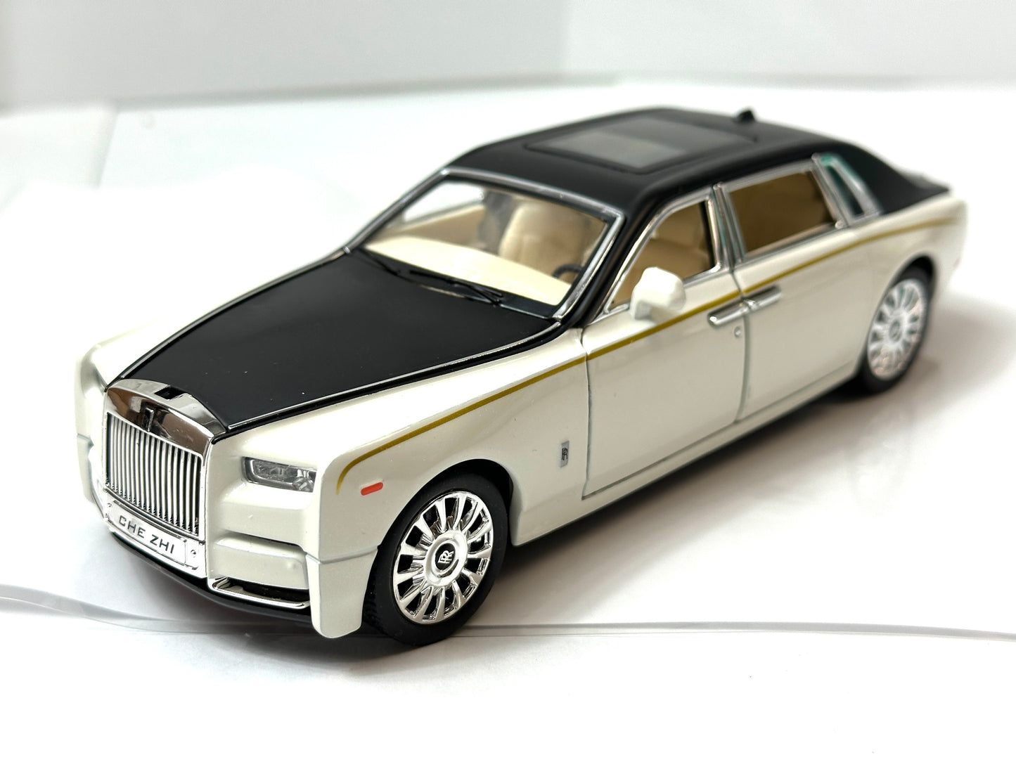 CHE ZHI 1/24 ロールス・ロイス ファントム ダイキャストモデル ミニカー 8/7
