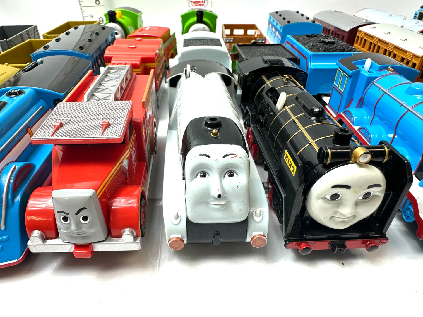 現状品 プラレール他 トーマス車両まとめセット TS-19消防車フリン/TS-20流線形トーマス/スペンサーTS-10/ヒロTS07/ディーゼルTS09 他 9/22