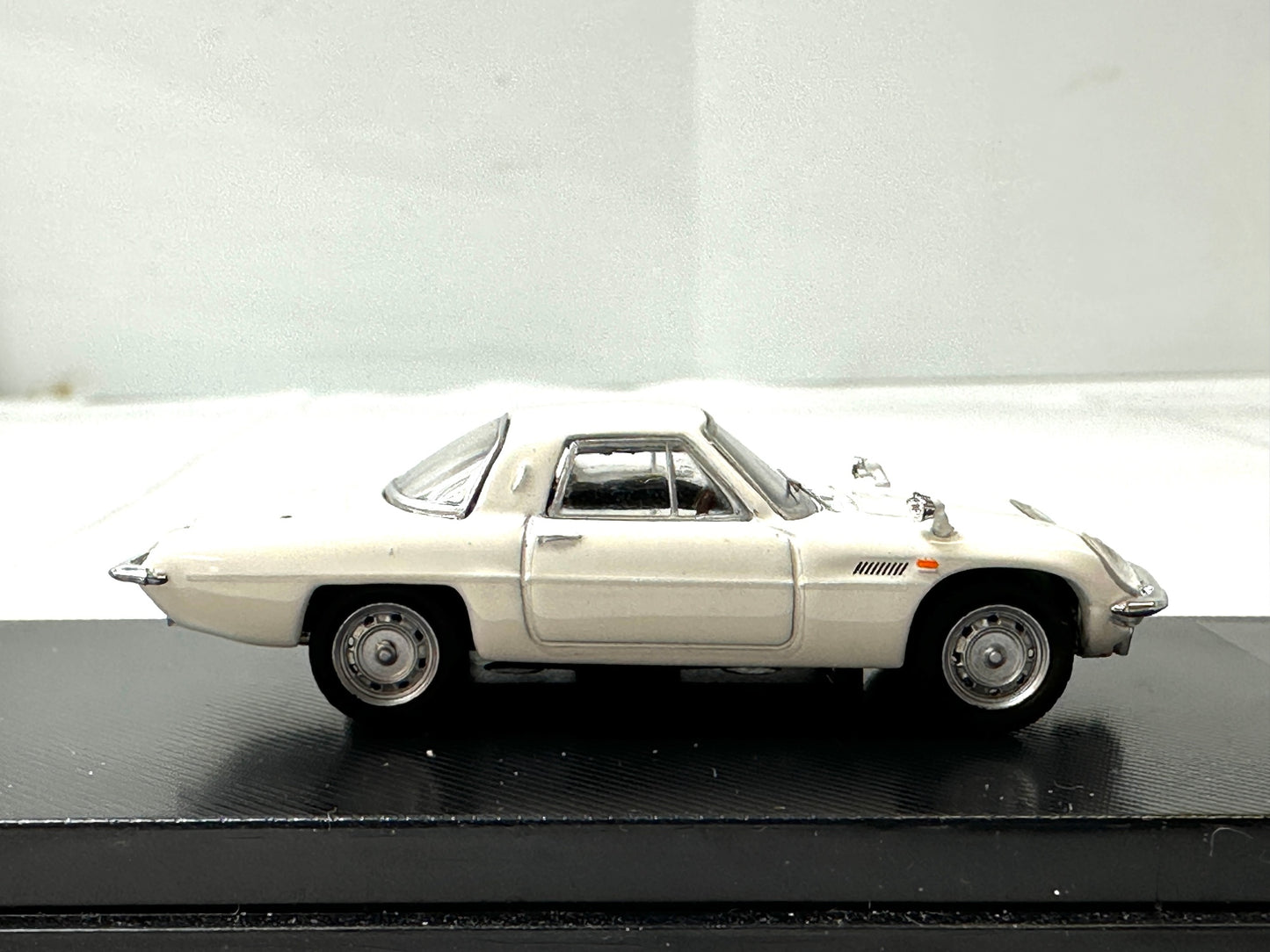 デアゴスティーニ マツダ コスモスポーツ L10B 1968 ミニカー 10/3