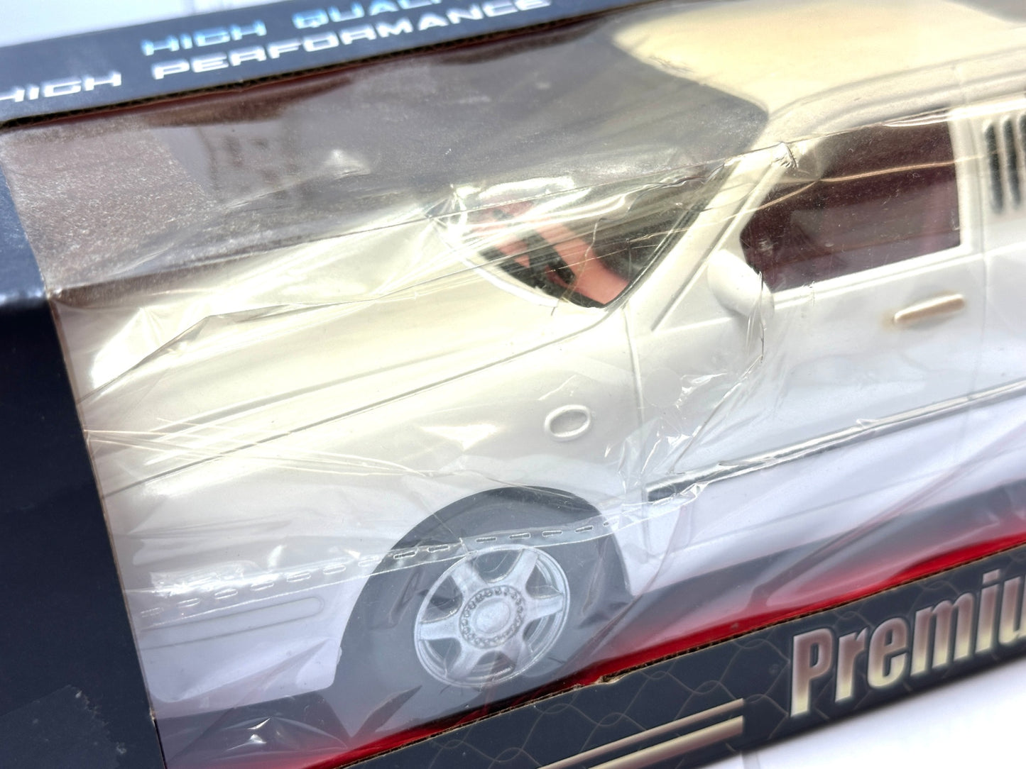 パッケージに痛みあり プレミアム フリクション リムジン ホワイト ミニカー ハイクオリティー KING OF VIP 全長 約45cm 8/18