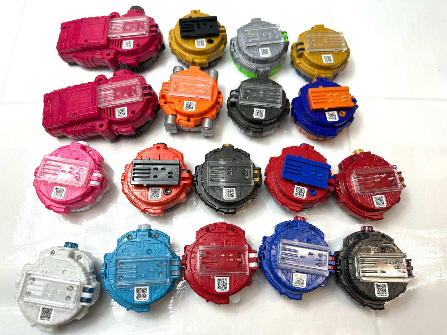 現状品 仮面ライダージオウ DXディケイド ライドウォッチ DXウォズライドウォッチ 他 18個セット 9/12