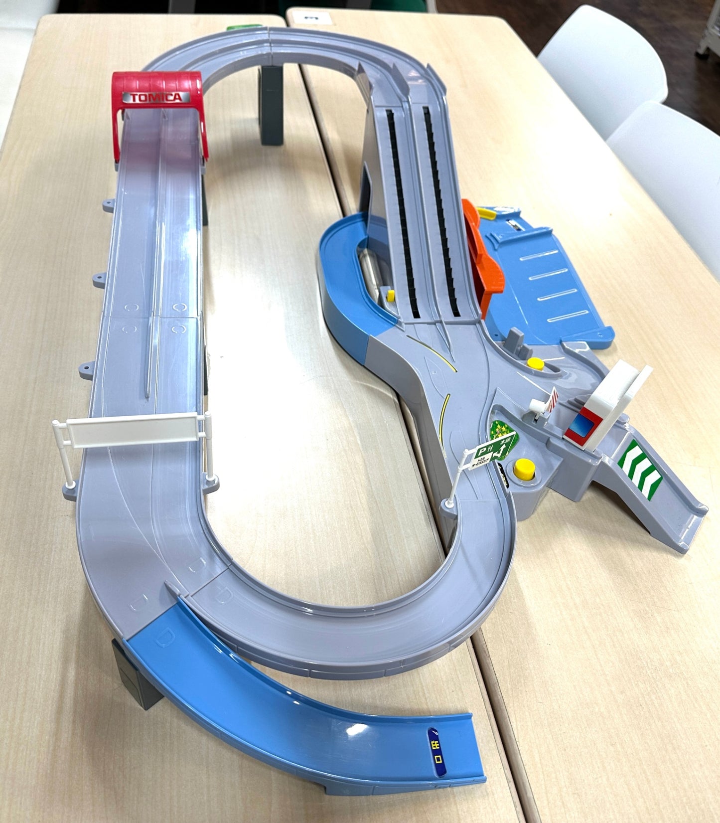 現状品トミカ 高速道路 にぎやかドライブ TOMY 9/30