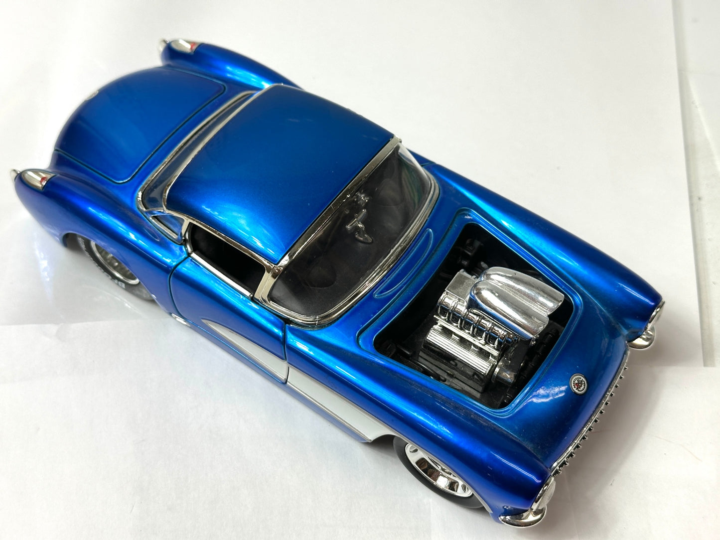 ジャダトイズ 1/24 1957 シボレーコルベット ミニカー ダイキャストモデル アメ車 8/7