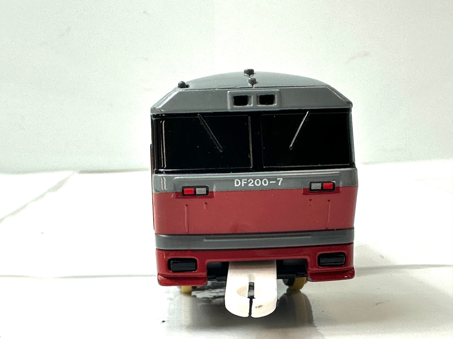 タカラトミー 動作未確認 ジャンク扱い プラレール 絶版品 S-27 DF200 レッドベア 動力車1両 9/22