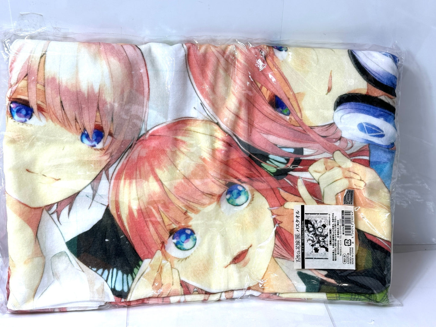 五等分の花嫁展 バスタオル ビッグタオル 中野一花/二乃/三玖/四葉/五月 10/1
