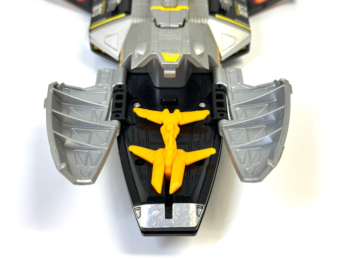 現状品 BANDAI  ウルトラマンティガ ポピニカ アートデッセイ号 GUTS 巨大母艦 8/28