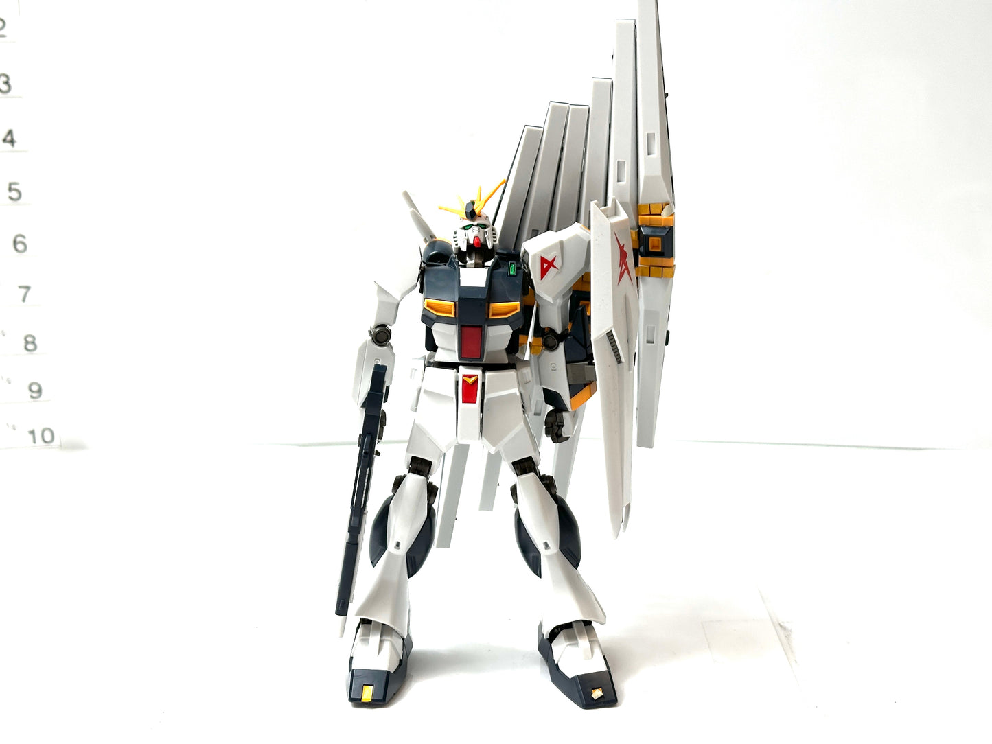 現状品 HG 1/144 νガンダム ニューガンダム ガンプラ 機動戦士ガンダム プラモデル バンダイ 11/12
