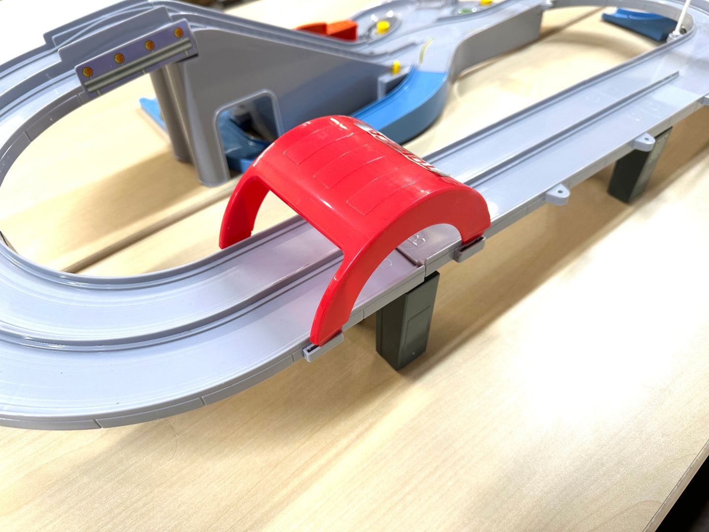 現状品トミカ 高速道路 にぎやかドライブ TOMY 9/30