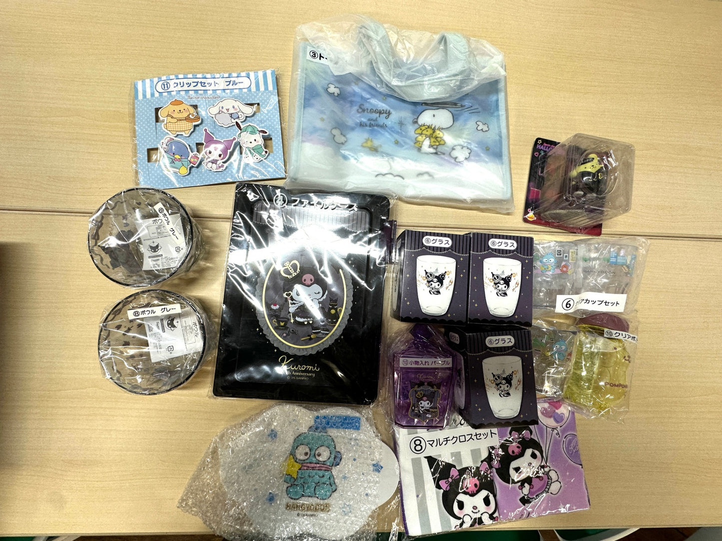 未使用品 サンリオキャラクターくじ グッズまとめセット クロミ多め シナモンロール ハンギョドン スヌーピー 12/29