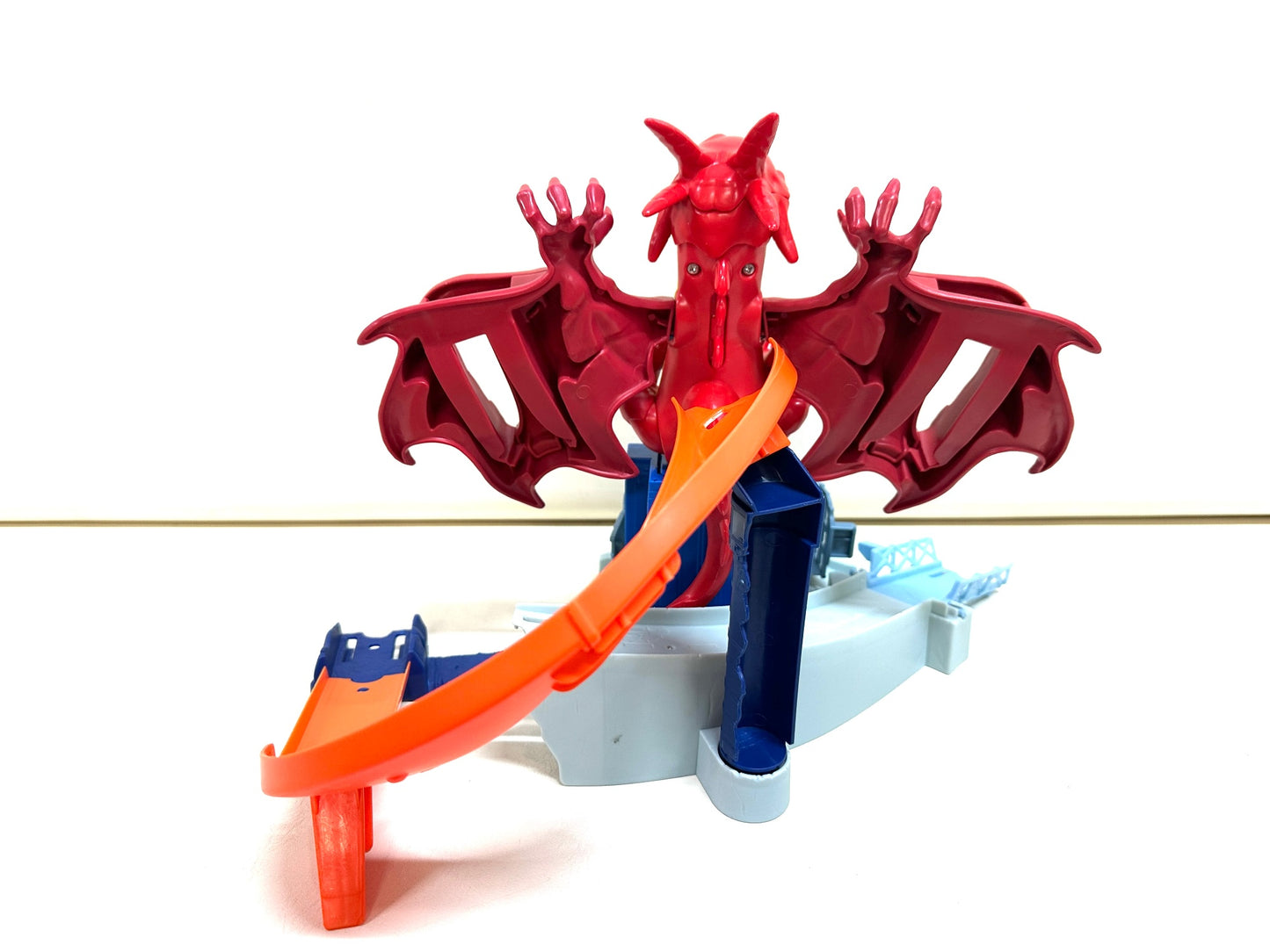 現状品 Hotwheels ホットウィール ドラゴンスマッシュ レール コース プレイセット ミニカーでドラゴン退治!? 11/14