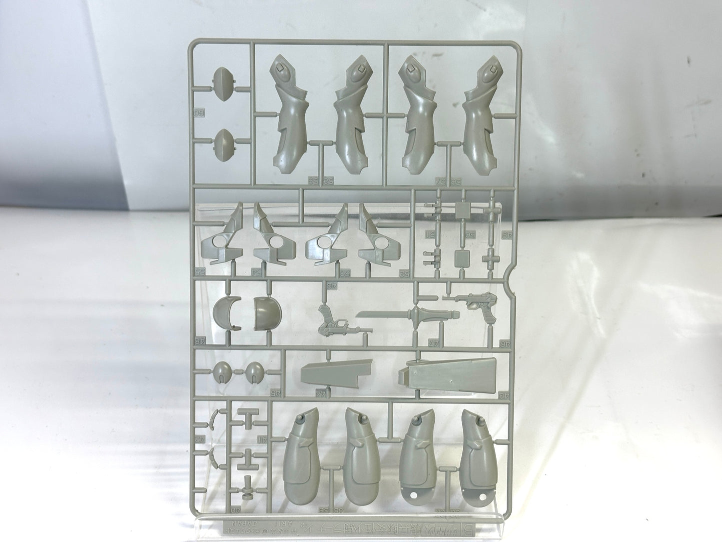 デカール欠品 未組立品 超時空騎団サザンクロス シリーズNo.1  女性憲兵隊 憲兵隊スーツ ラーナ少尉 1/12スケール プラモデル 5/29