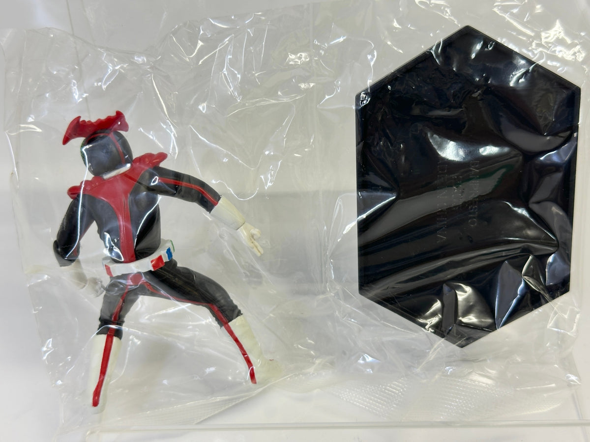 内装未開封品 バンプレスト 仮面ライダーシリーズ モーションフィギュア 2個セット 仮面ライダー響鬼紅  仮面ライダーストロンガー 10/9