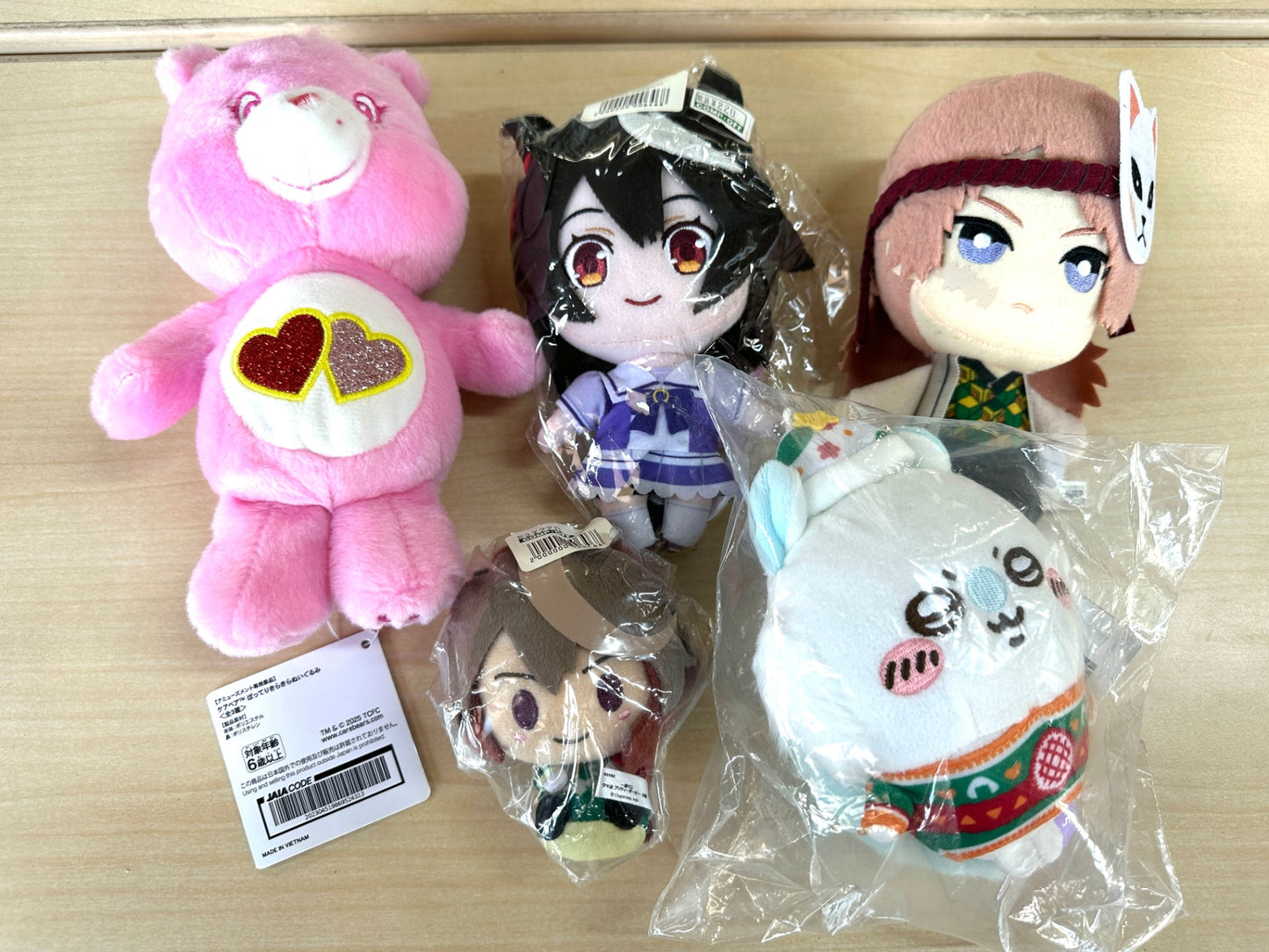新品・中古 混在 アニメキャラ ぬいぐるみマスコット 40個以上 まとめセット おでかけ子ザメ ウマ娘  ちいかわ ポムポムプリン マイクラ ポケモン 他 5/15