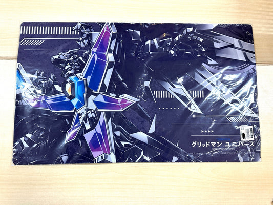 プレイマット ラバーマット グリッドマン ユニバース 超竜王合体超人ローグカイゼルグリッドマン 10/28