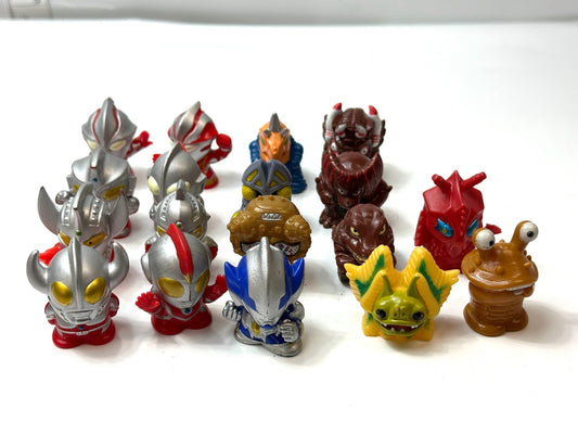 現状品 ウルトラマンシリーズ コレクターズアイテム 指人形 1 8個 まとめセット ソフビフィギュア 怪獣 メビウス ウルトラの父 セブン チャイルドバルタン カネゴン 他 1/9