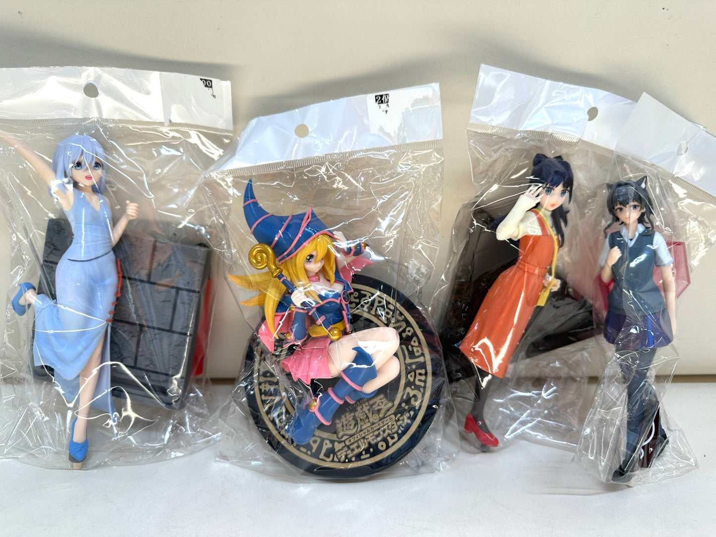 現状品 女子 女の子 美女 アニメキャラ フィギュア 50個セット アニキャラ 桜島麻衣 ナージャ ブラック・マジシャン・ガール 朝凪依 甘神夕奈 茅森月歌 他 4/3