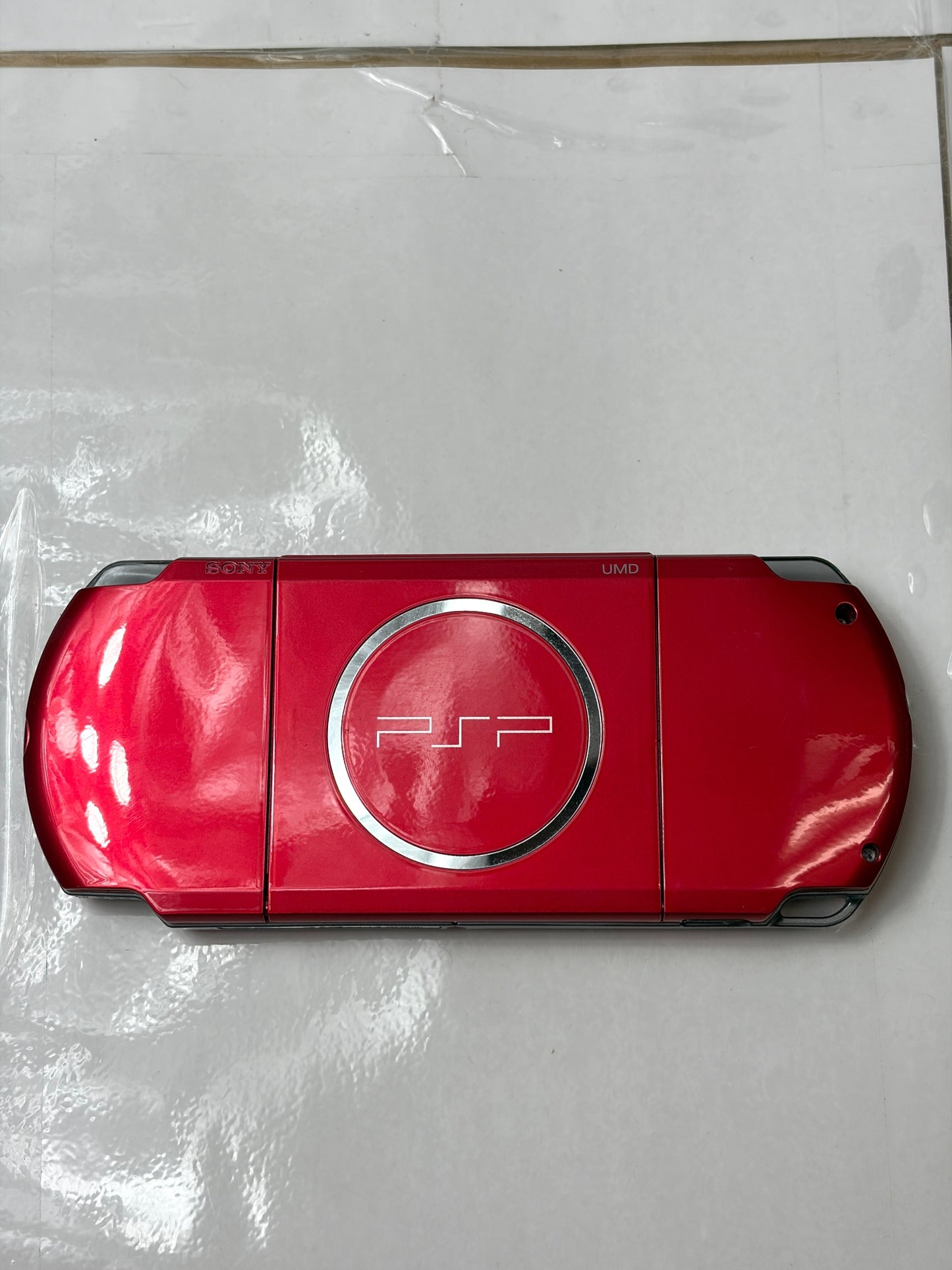 SONY PSP-3000 ラディアント・レッド 本体 プレイステーションポータブル PlayStation Portable Red バッテリーなし