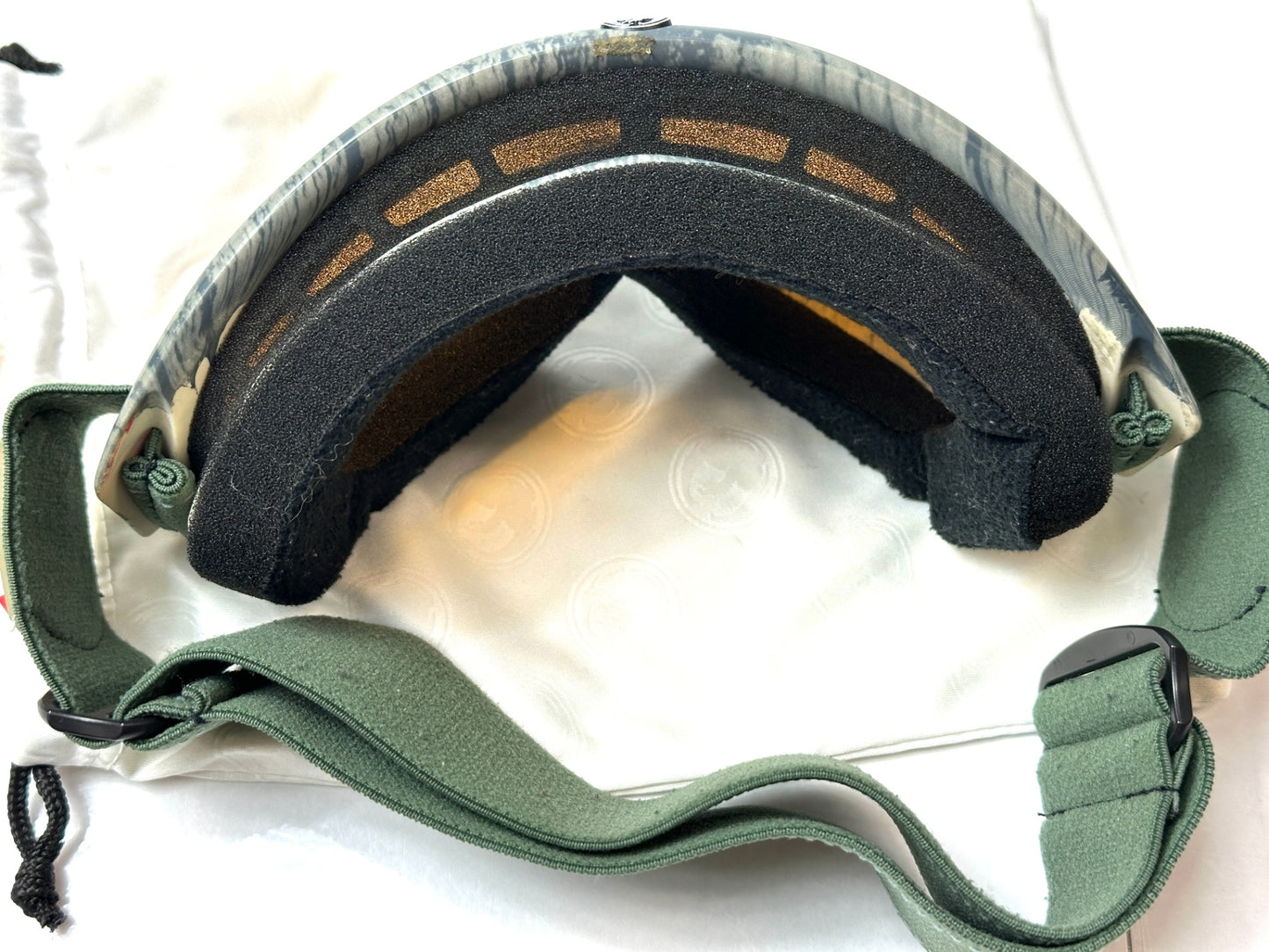 現状品 DRAGON DXシリーズ スノーゴーグル 収納袋付き 12/23