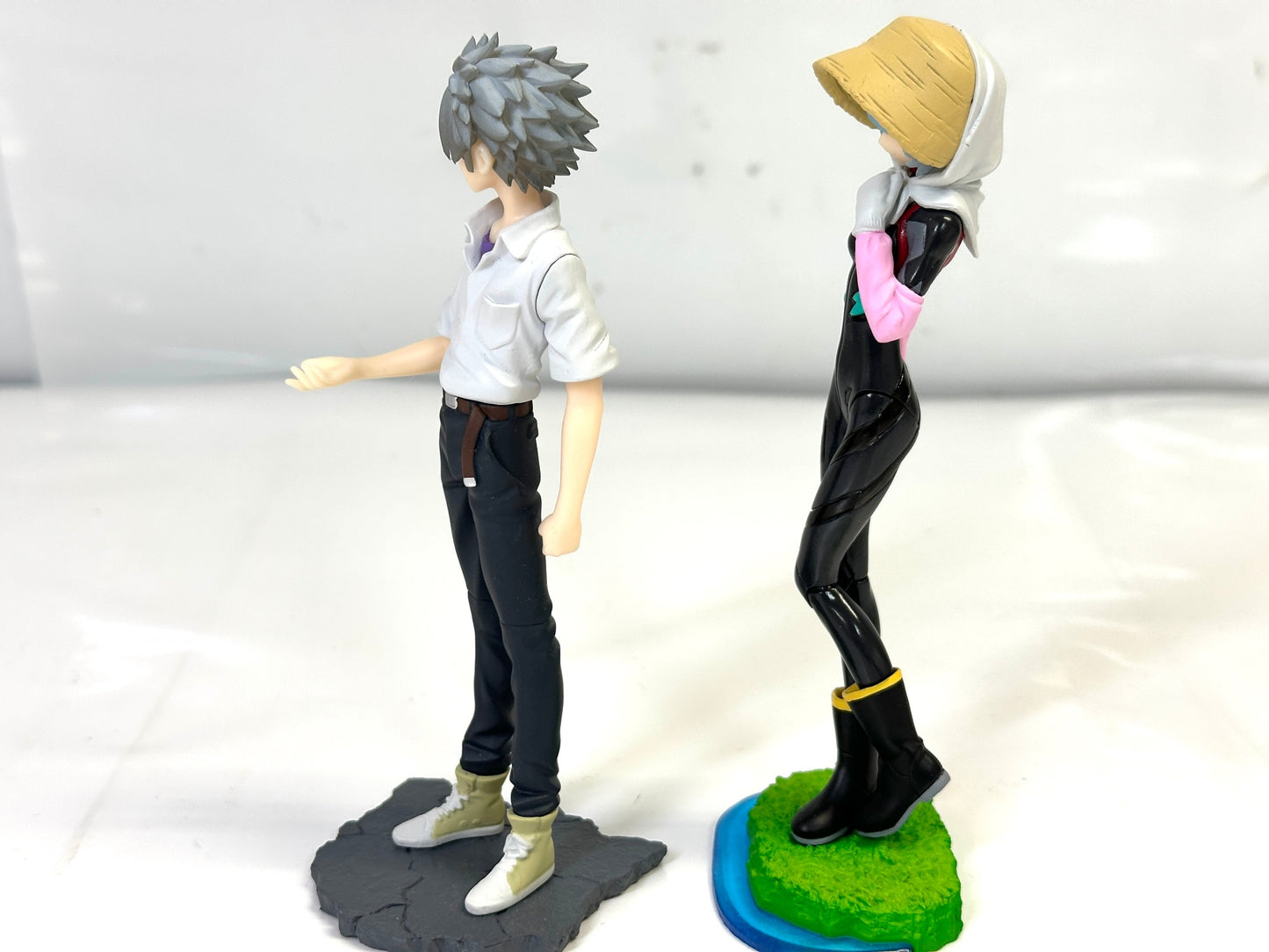 ヱヴァンゲリヲン フィギュア 4個セット Gasha Portraits PREMIUM 真希波・マリ・イラストリアス アヤナミレイ 渚カヲル 農作業服姿 アヤナミレイ 5/20