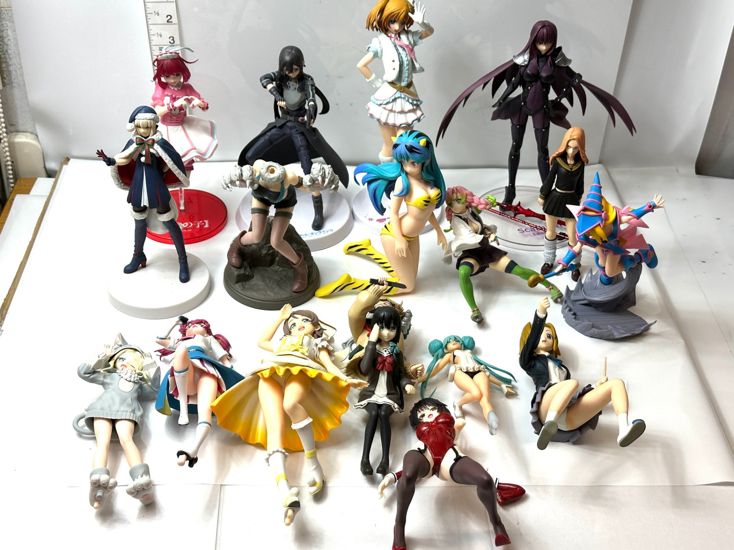 ジャンク含む現状品 女子 アニメキャラ フィギュア まとめセット 女の子 美少女 渡辺曜 桜木カナ 田井中律 レーシングミク 2022 東郷美森 甘露寺蜜璃 時崎狂三 高坂穂乃果 有馬かな 他 1/29