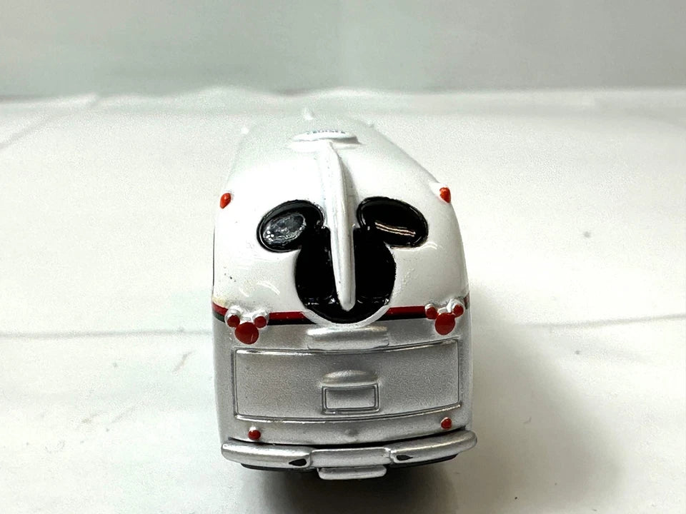 トミカ ディズニー・ビークル・コレクション ディズニーリゾートクルーザー ディズニーリゾート限定 ミニカー Tokyo Disney Resort 4/20