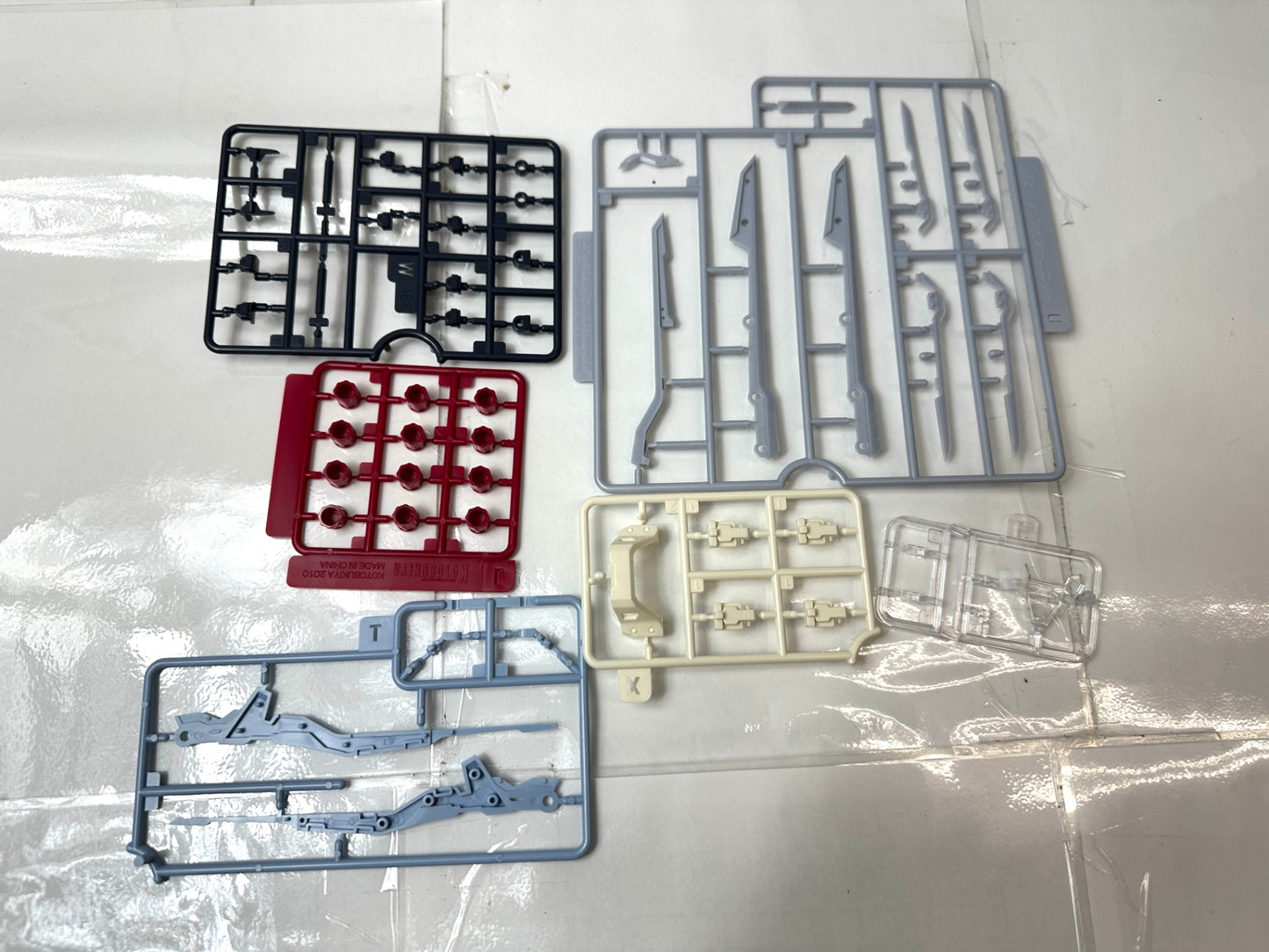 未組立品 コトブキヤ HMM ゾイド ライガーゼロ専用 シュナイダーユニット マーキングプラスVer. プラモデル 10/31