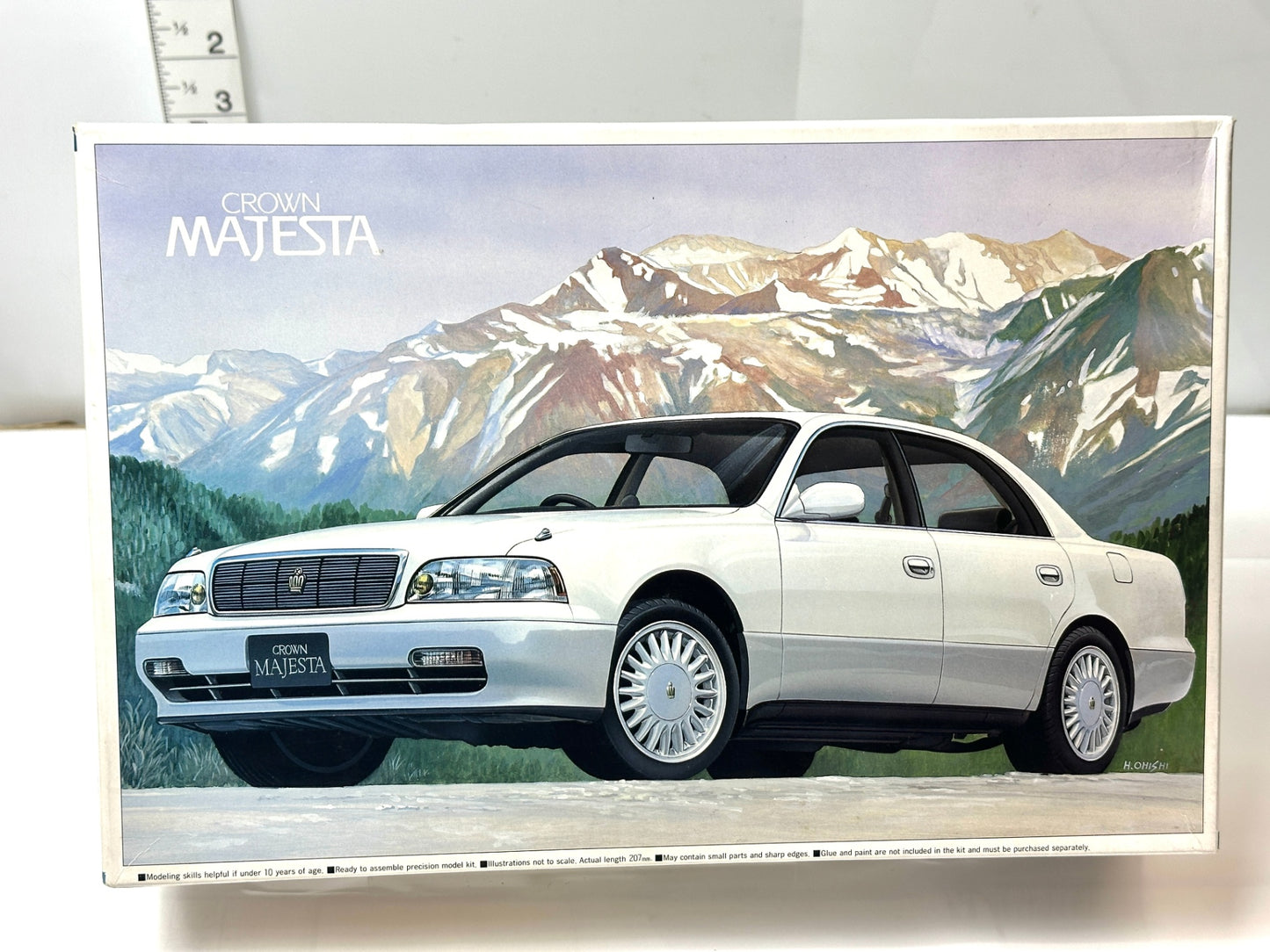 未組立品 説明書無し アオシマ 1/24 クラウン・マジェスタ Cタイプ UZS141型 プラモデル 3/3