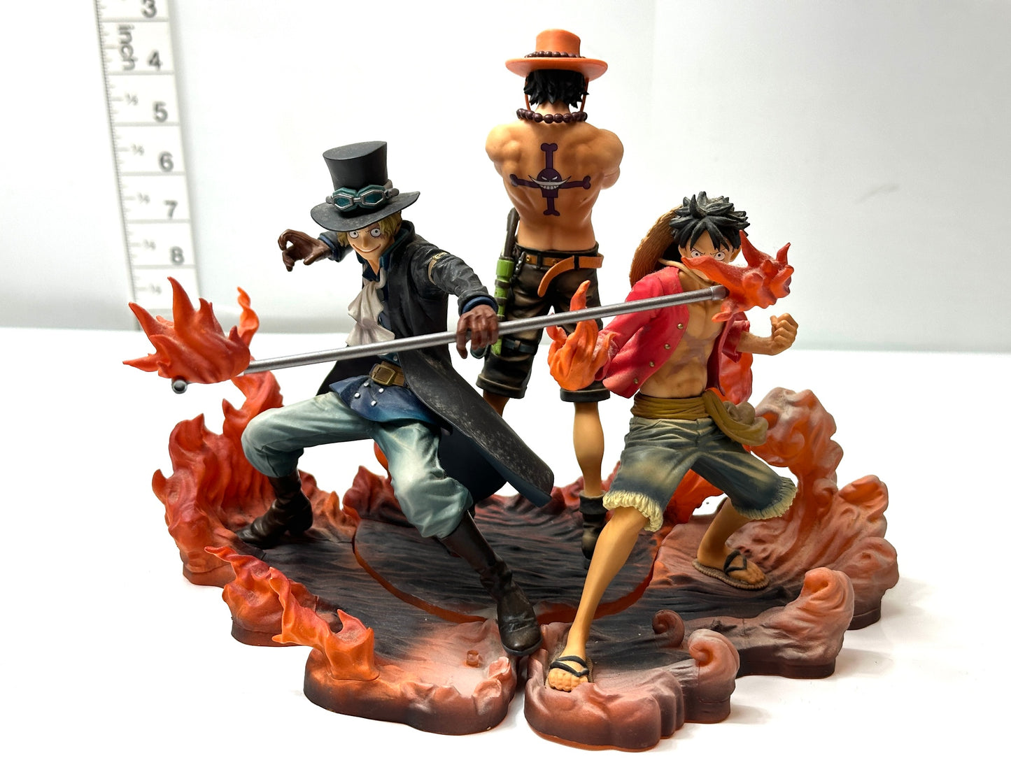 現状品 バンプレスト ワンピース DXF BROTHERHOOD II ルフィ、エース、サボ フィギュア 1/9