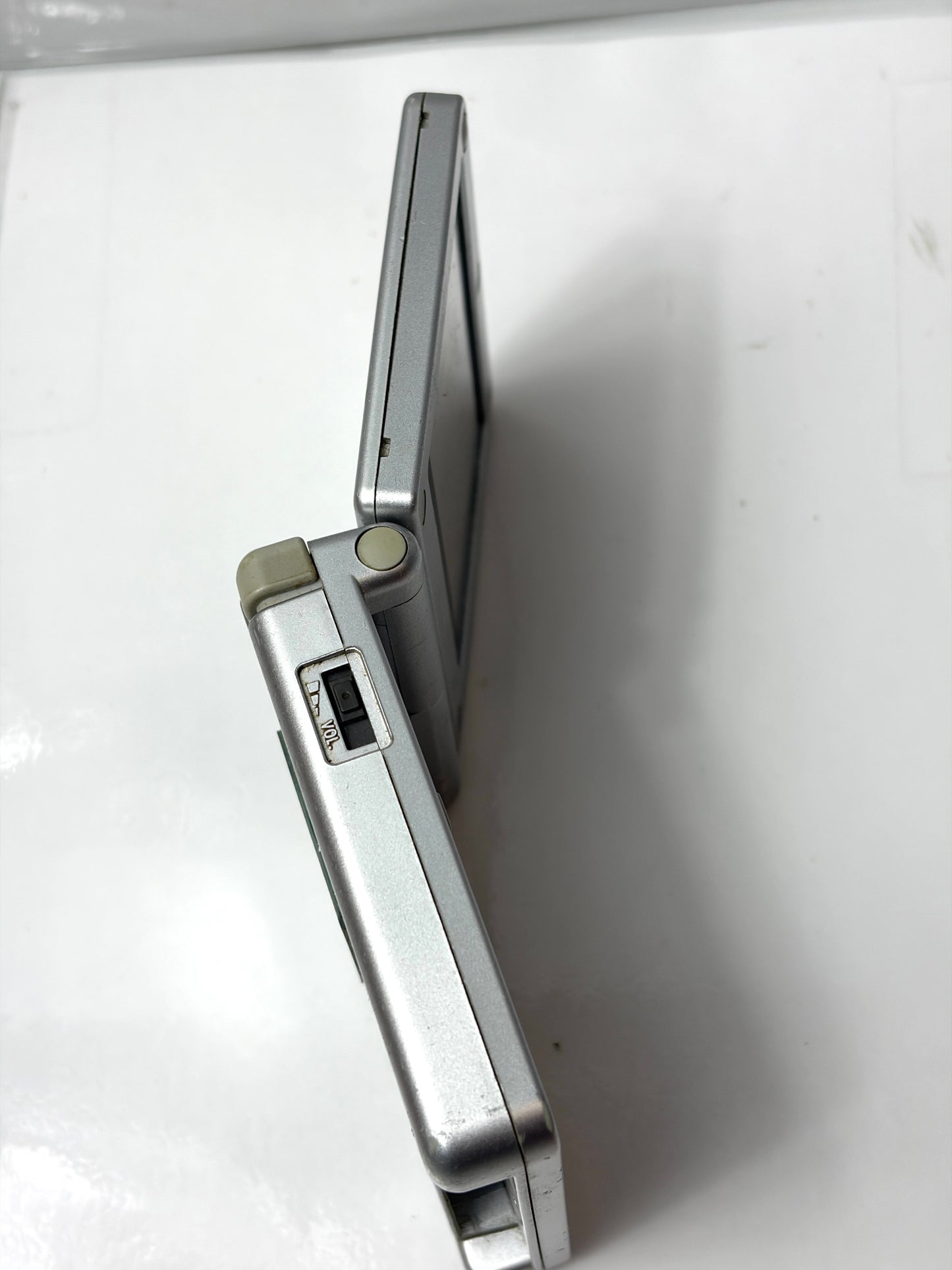 ジャンク　任天堂 GAME BOY ADVANCE SP ゲームボーイ アドバンス SP AGS-001 プラチナ・シルバー