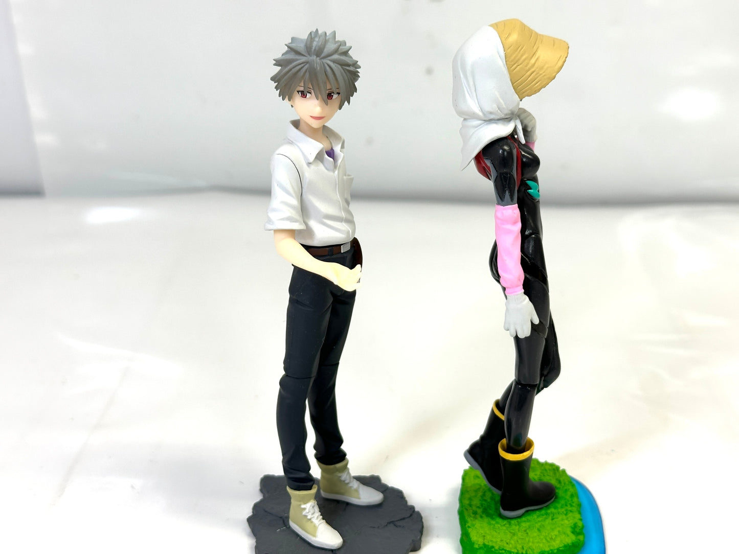 ヱヴァンゲリヲン フィギュア 4個セット Gasha Portraits PREMIUM 真希波・マリ・イラストリアス アヤナミレイ 渚カヲル 農作業服姿 アヤナミレイ 5/20