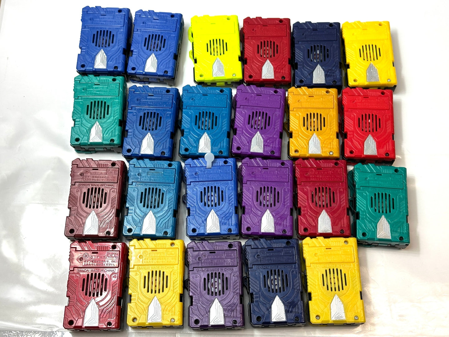 現状品 仮面ライダーセイバー ワンダーライドブック 23個セット 3/25