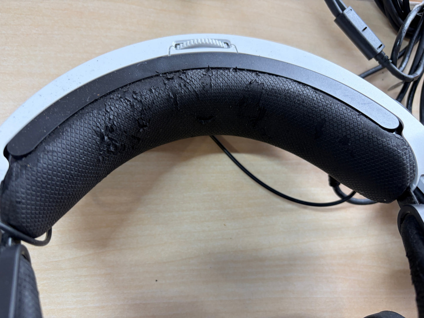 PlayStation VR PlayStation Camera同梱版 (CUHJ-16001) 【メーカー生産終了】