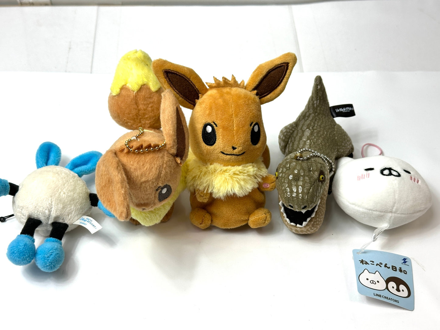 現状品 ぬいぐるみ マスコット まとめセット エイトレンジャー ハローキティ ポケモン イーブイ 藤木遊作 ラテ 他 2/2