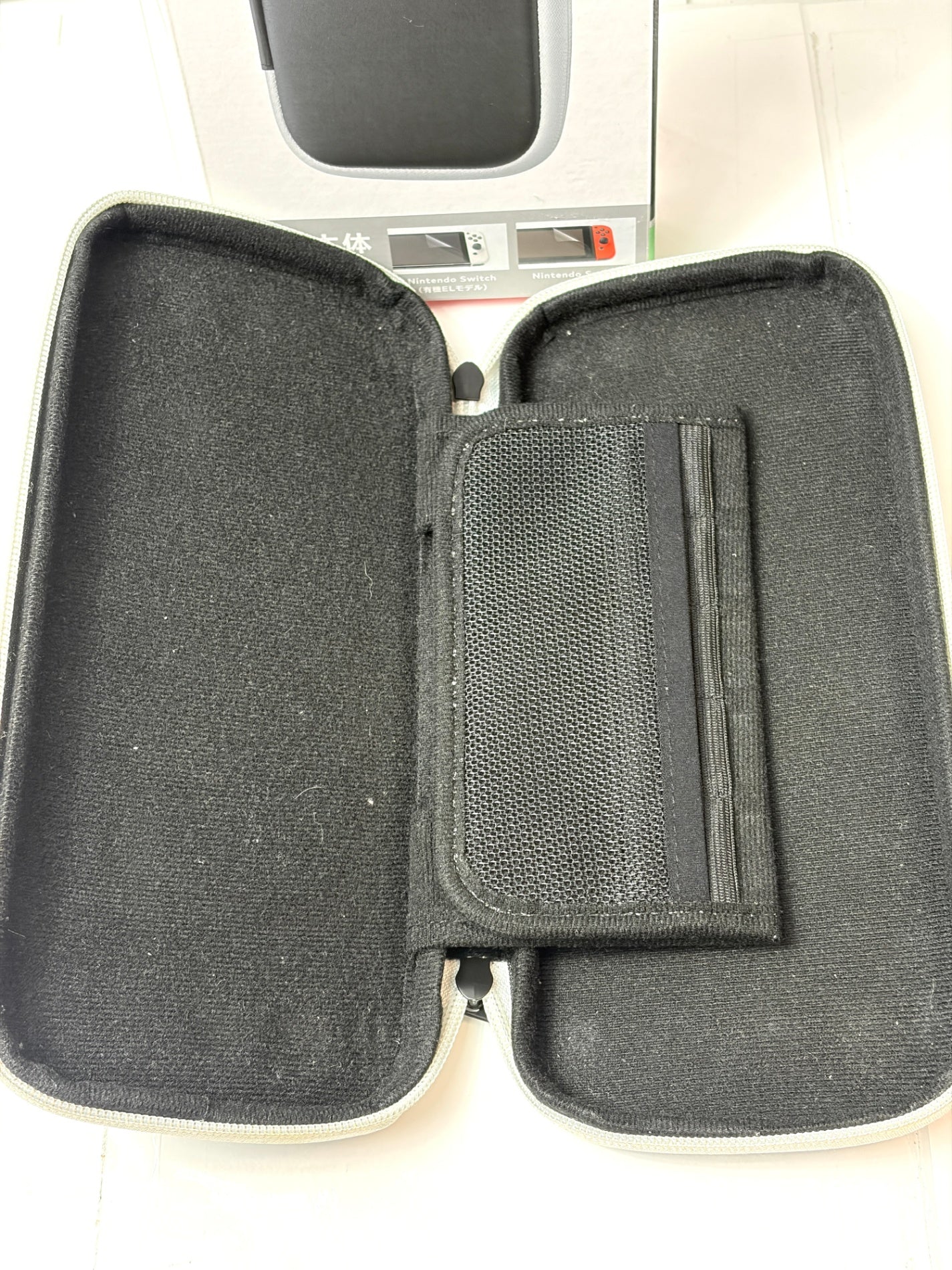 Nintendo Switch キャリングケース  純正