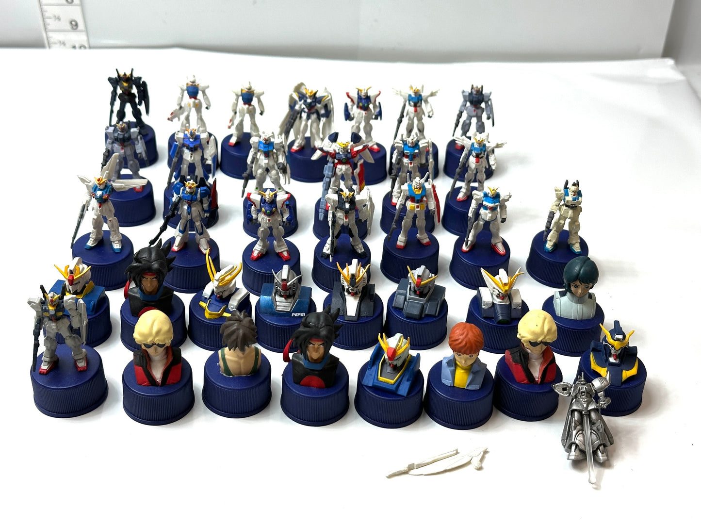 ジャンク含む現状品 ペプシ 機動戦士ガンダム ボトルキャップコレクション 37個セット フィギュア 2/16