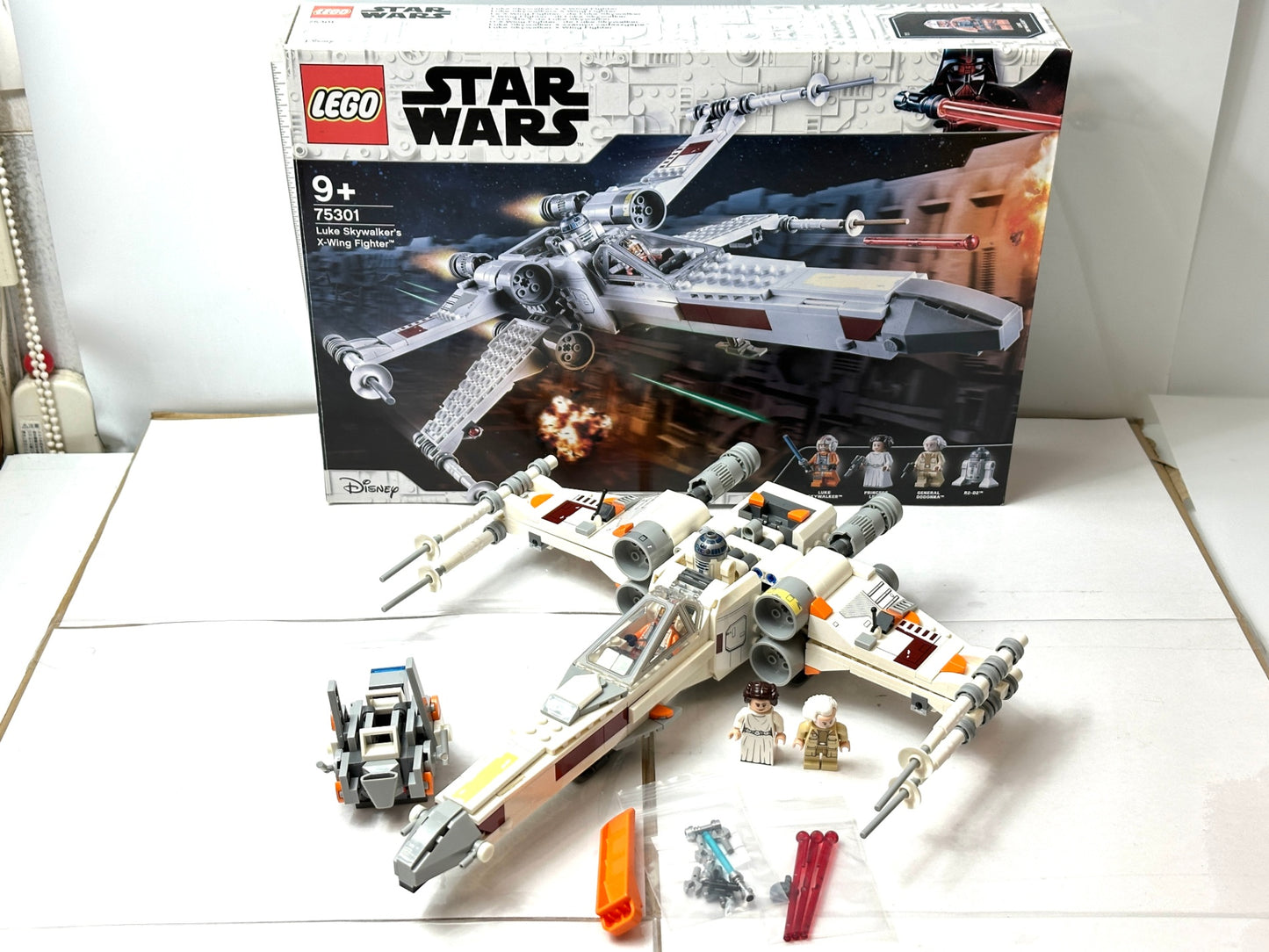 現状品 LEGO レゴ 75301 スター・ウォーズ ルーク・スカイウォーカー Xウィング・ファイター レイア姫 R2-D2 ジャン・ドドンナ将軍 12/10