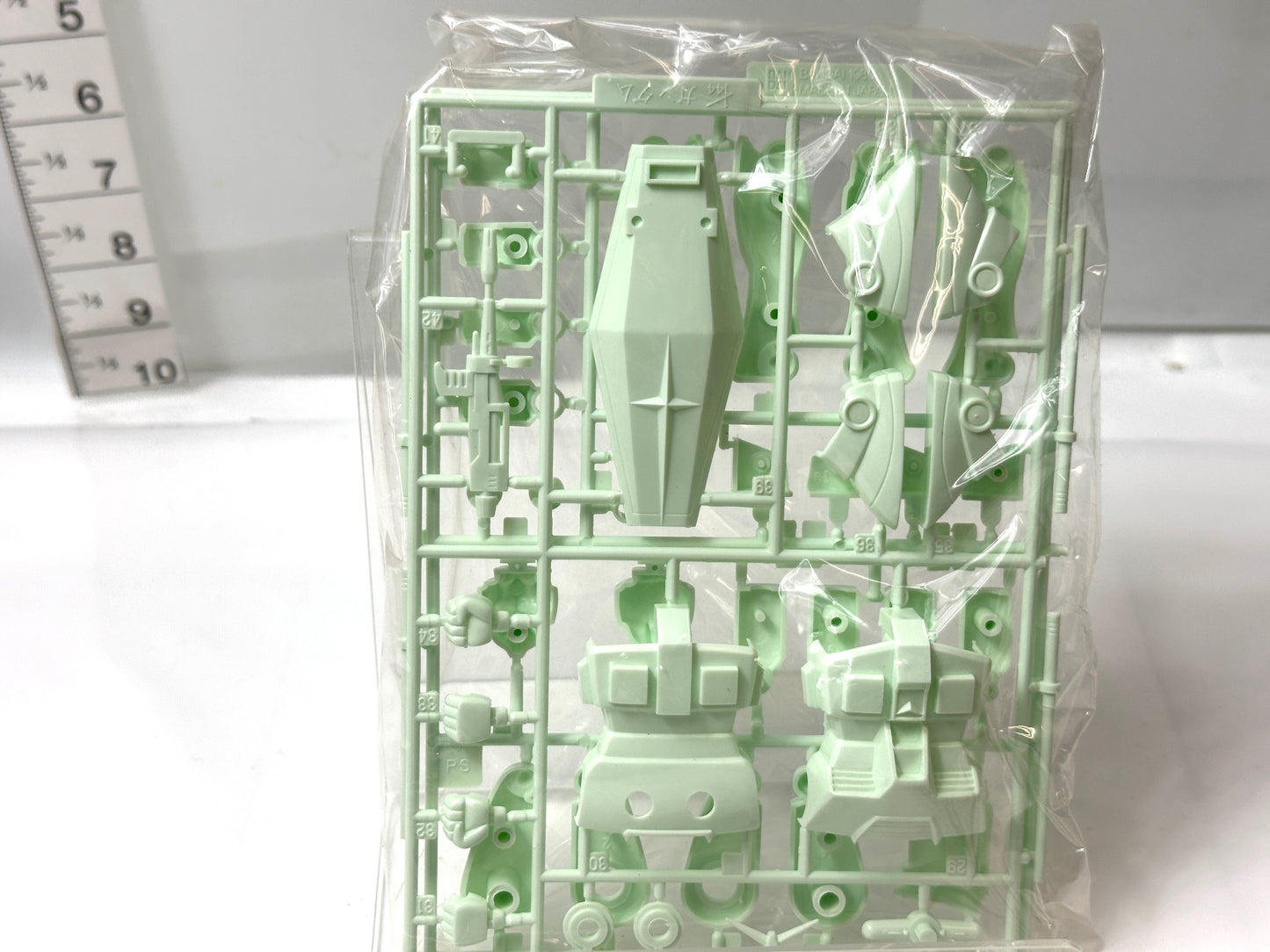 バンダイ ベストメカコレクション 1/144 RX-78-2 ガンダム プラモデル 機動戦士ガンダム 3/25