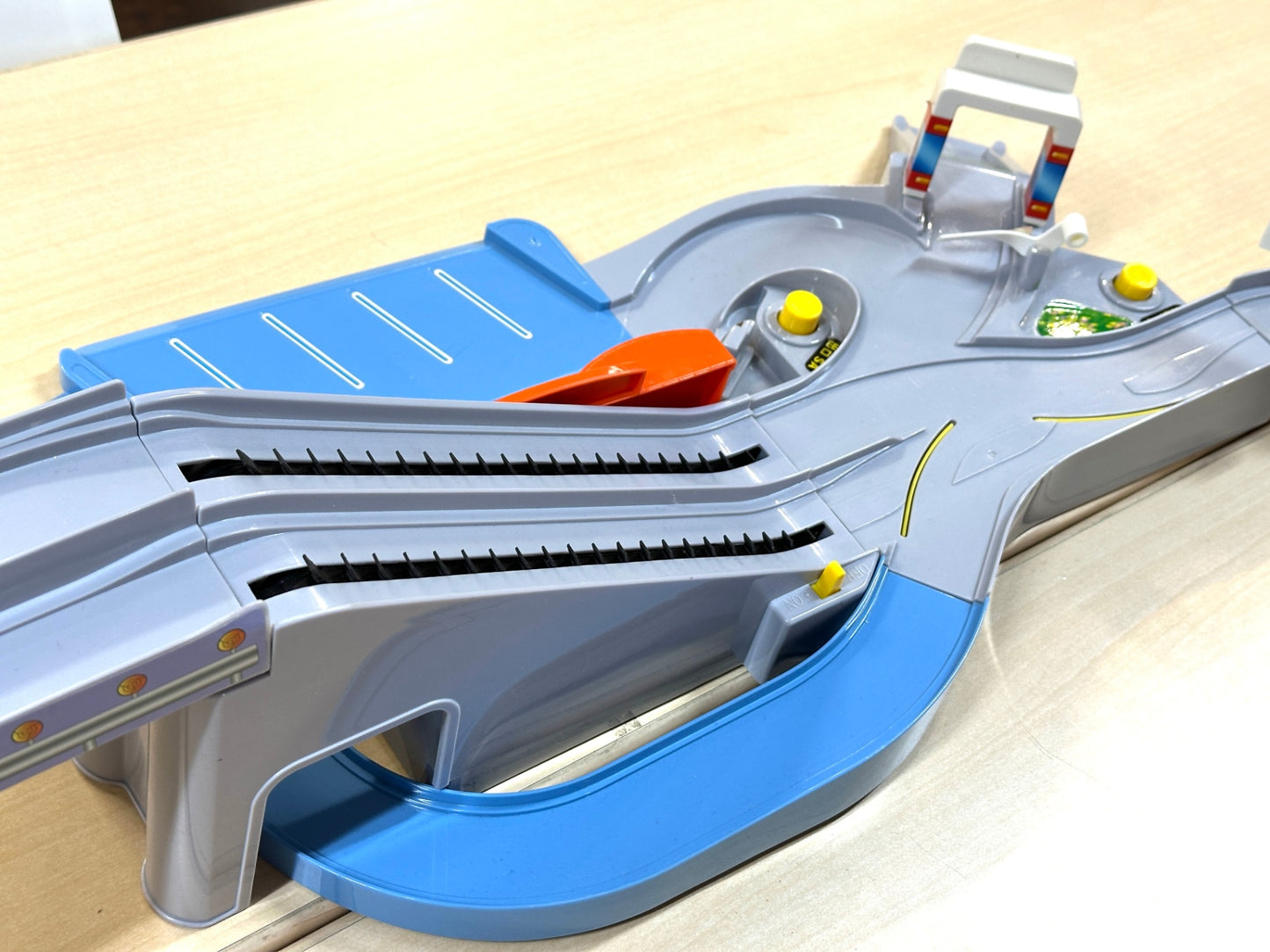現状品トミカ 高速道路 にぎやかドライブ TOMY 9/30