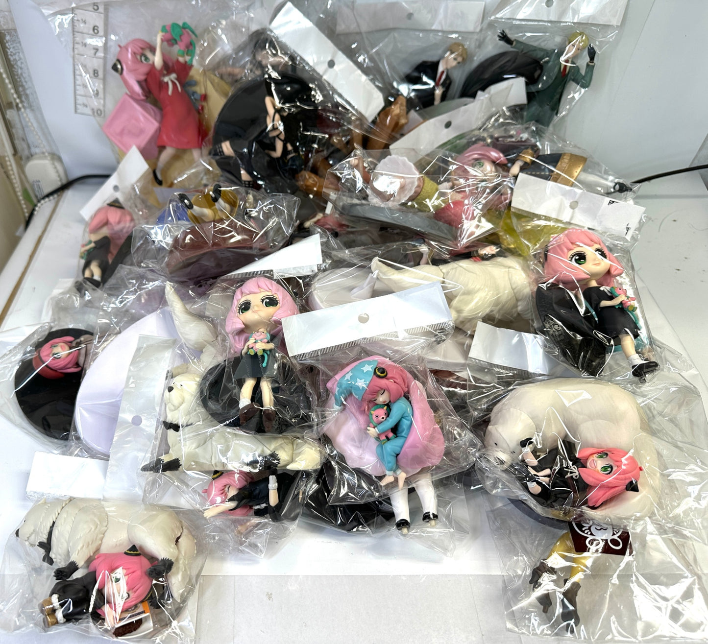 現状品 SPY×FAMILY フィギュア まとめセット アーニャ多め ヨル・フォージャー ロイド・フォージャー ⼩物入れ付きフィギュア Qposket  プチエット アーニャ&ボンドアーニャ&ボンド 5/9