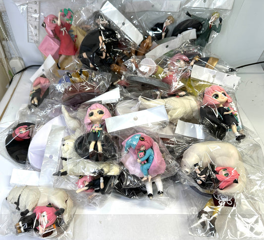 現状品 SPY×FAMILY フィギュア まとめセット アーニャ多め ヨル・フォージャー ロイド・フォージャー ⼩物入れ付きフィギュア Qposket  プチエット アーニャ&ボンドアーニャ&ボンド 5/9