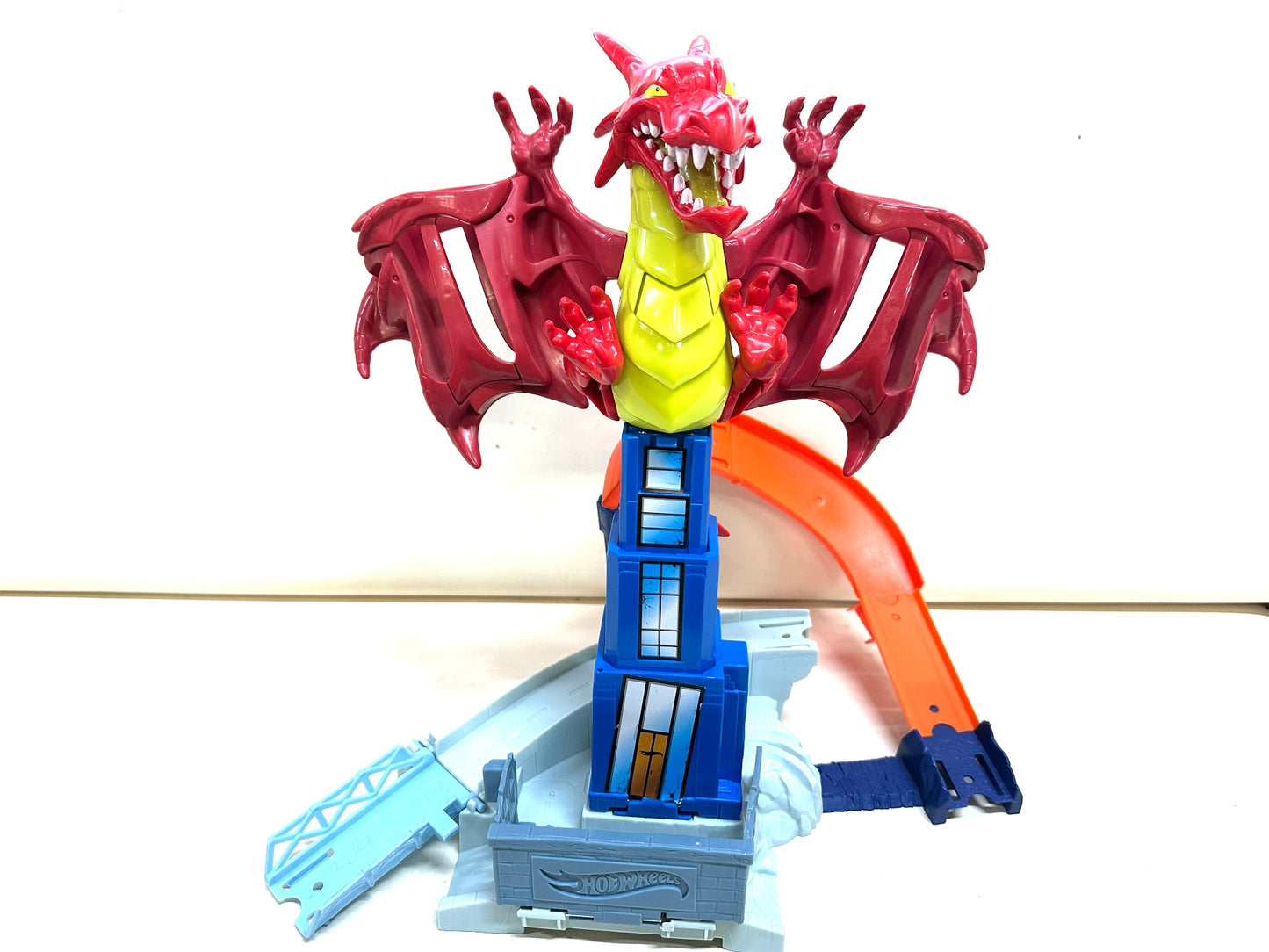 現状品 Hotwheels ホットウィール ドラゴンスマッシュ レール コース プレイセット ミニカーでドラゴン退治!? 11/14