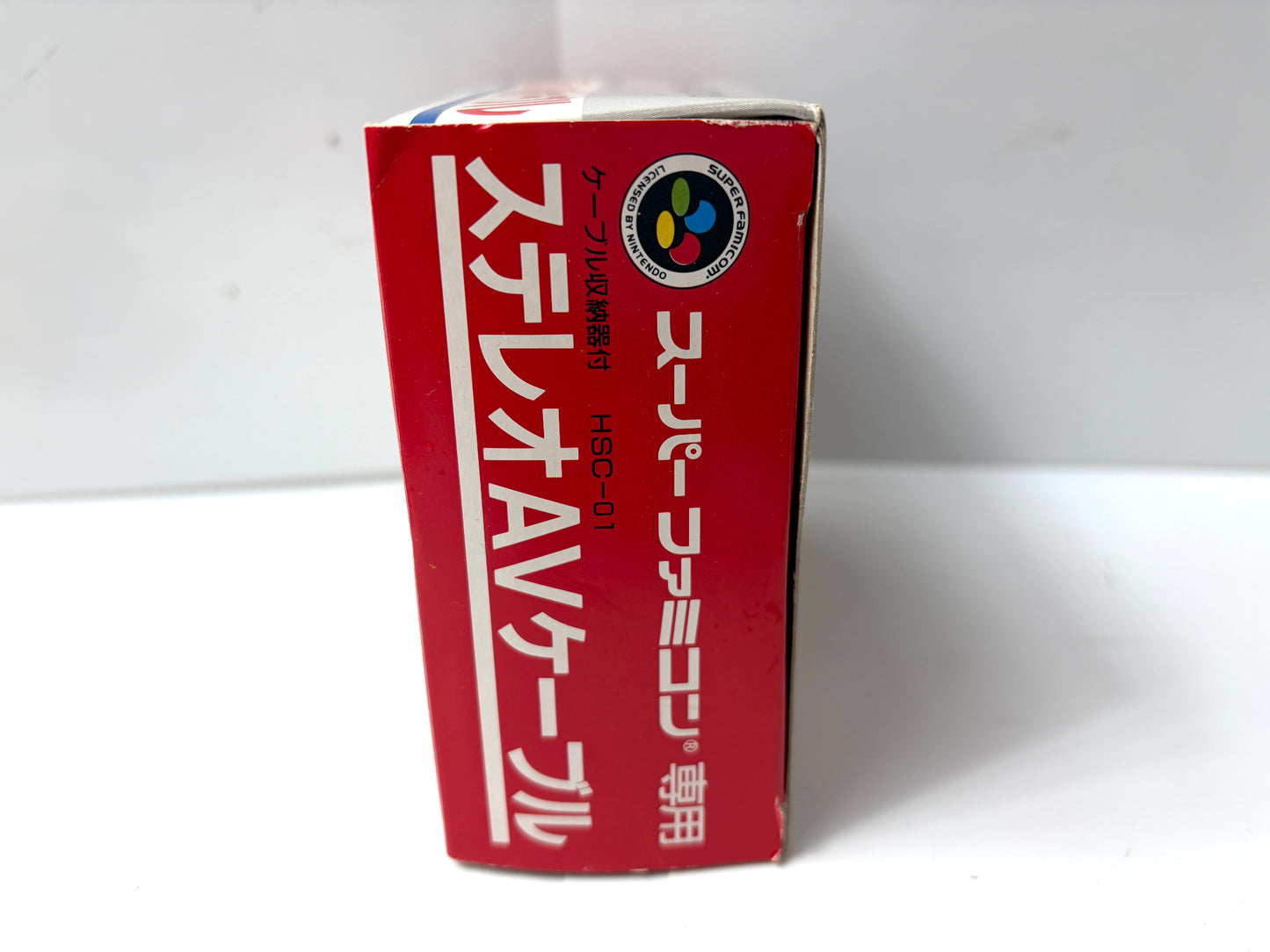 箱付き　HORI スーパーファミコン 専用 ステレオAVケーブル HSC-01 ケーブル収納付き