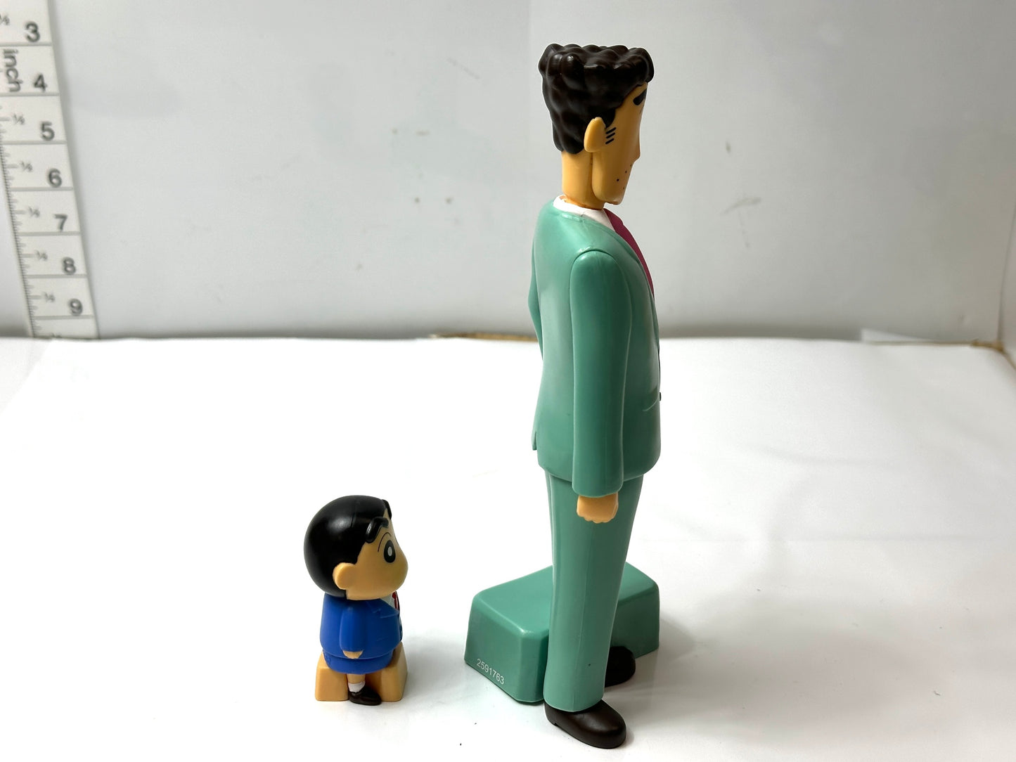 現状品 クレヨンしんちゃん コスプレしんちゃんフィギュアvol.6 カエル＆野原家フィギュア～家族写真～ vol.1 2/11