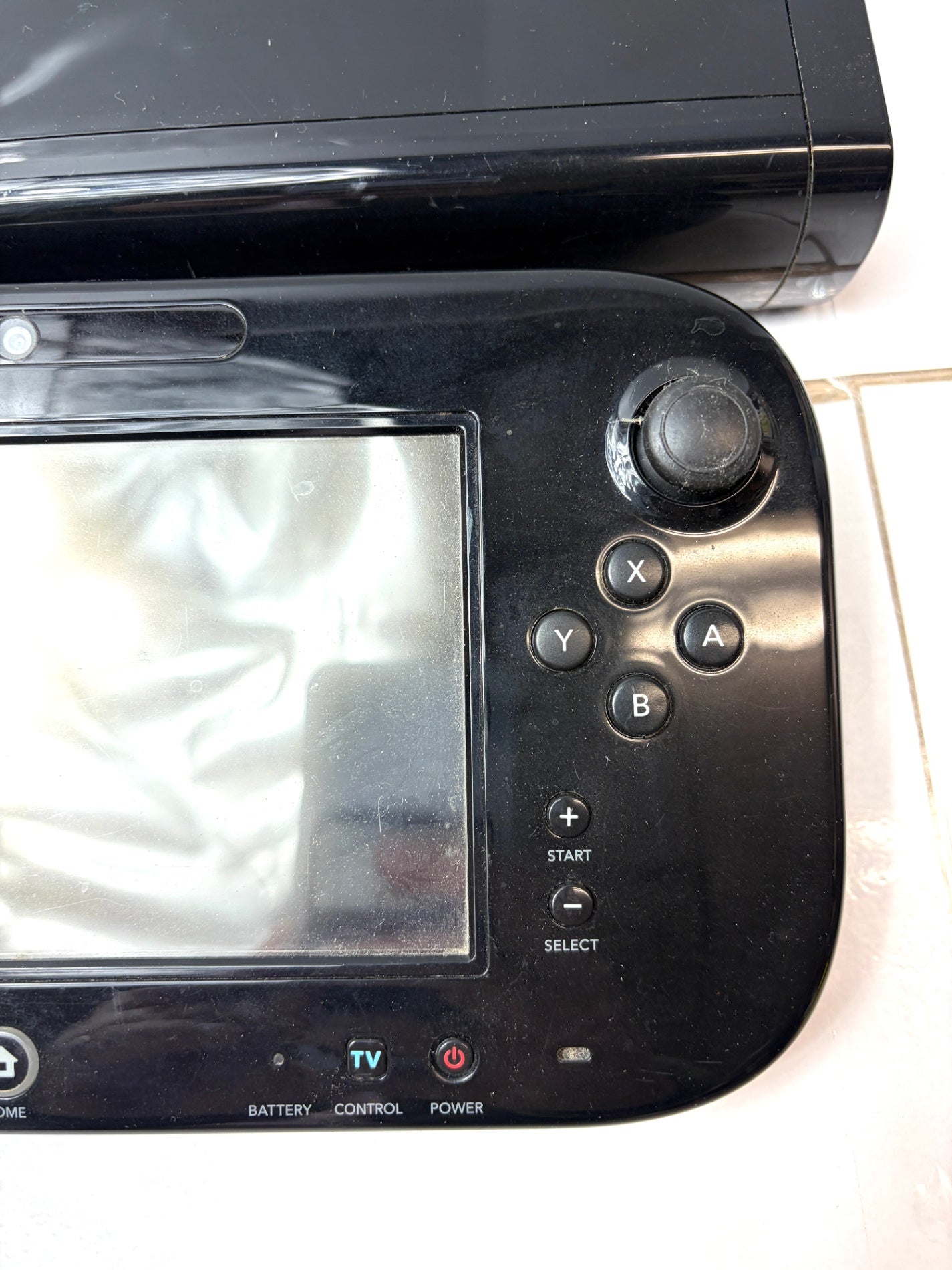任天堂 Wii U 本体 プレミアムセット クロ 32GB ゲームパッドと本体のみ