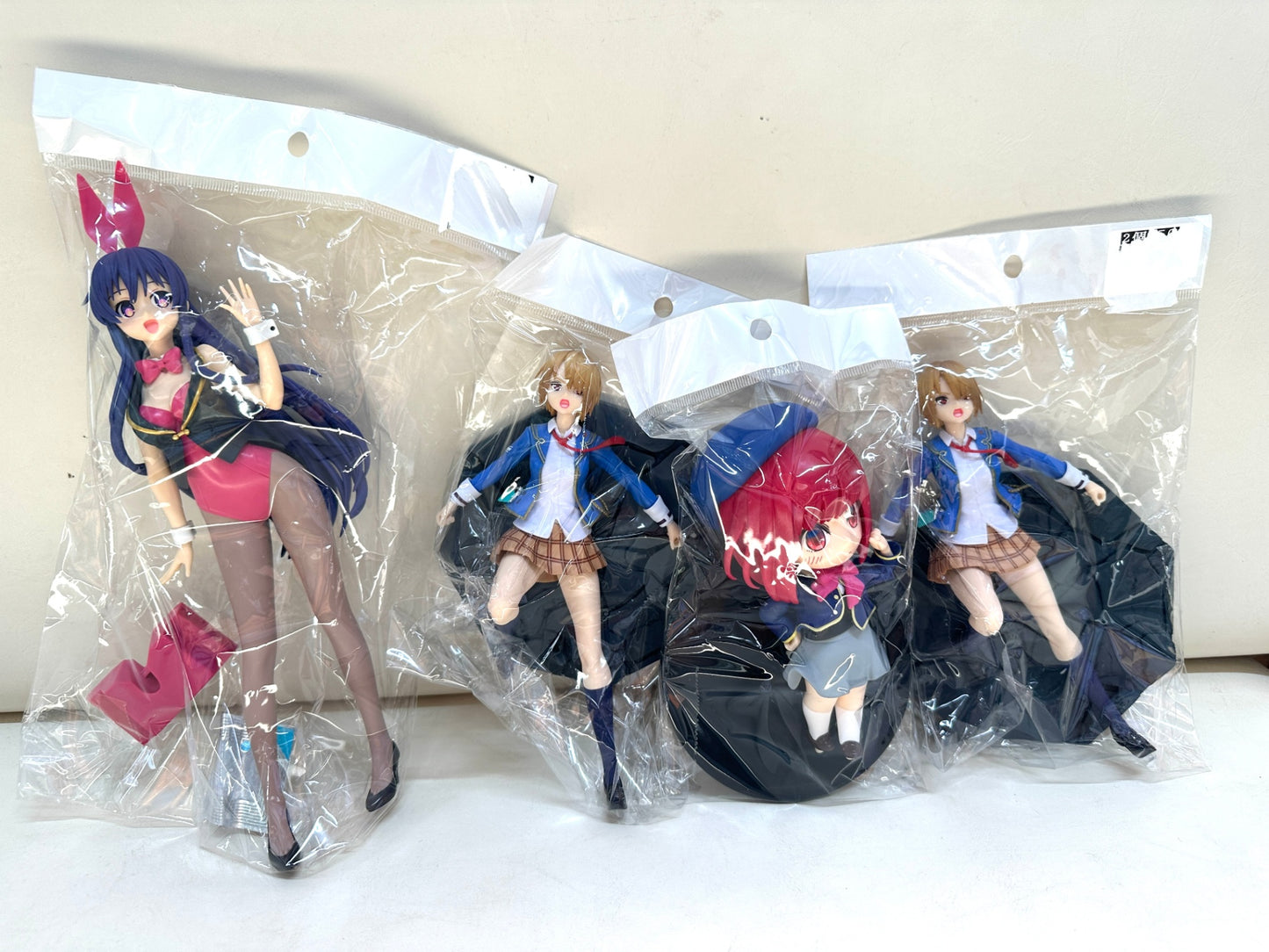 現状品 女子 女の子 美女 アニメキャラ フィギュア 50個セット アニキャラ 桜島麻衣 ナージャ ブラック・マジシャン・ガール 朝凪依 甘神夕奈 茅森月歌 他 4/3
