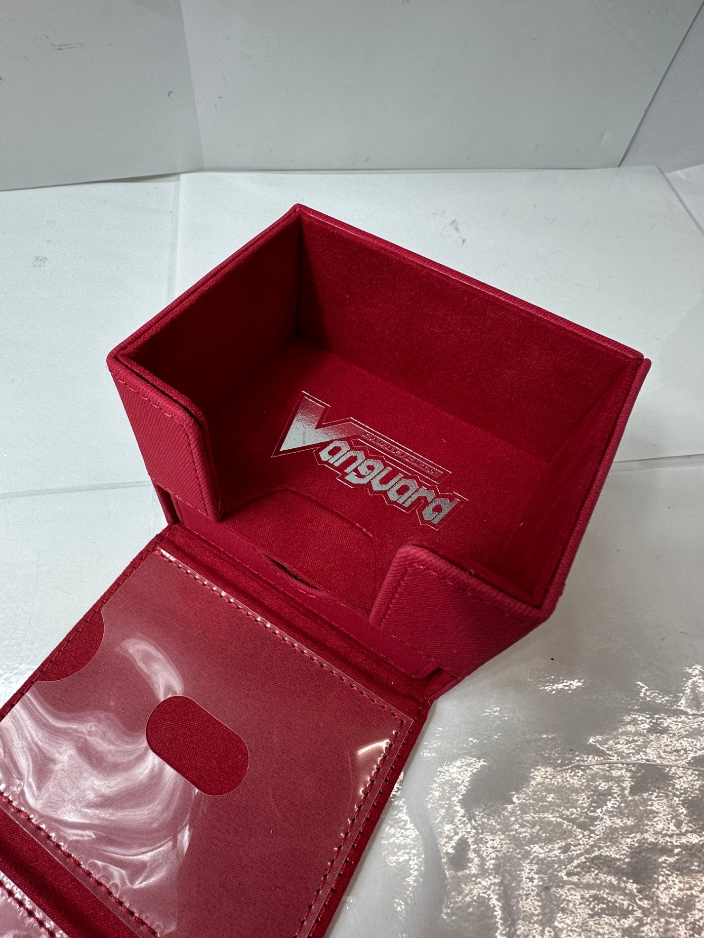 【店舗買取品】　外箱傷み有り　GameGenic カードデッキボックス – デッキボックス:カードファイト ヴァンガード ネイションズボールト ドラゴンエンパイア (50枚) – 丈夫で頑丈なカード収納 – カードファイト!! ヴァンガード対応