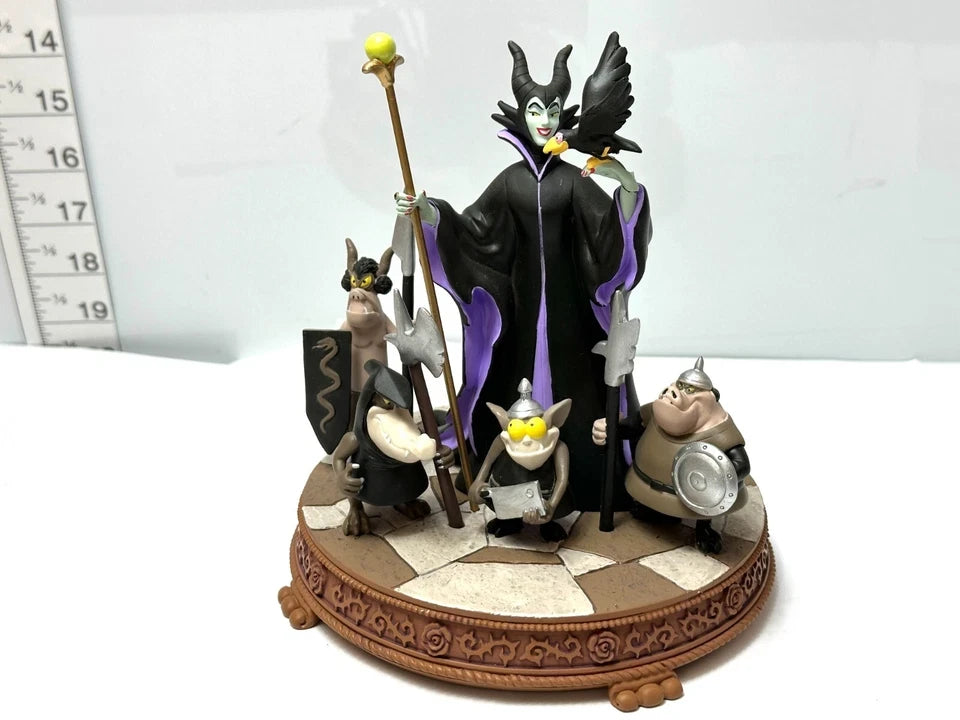 現状品 ディズニーストーリーコレクション 眠れる森の美女 魔女マレフィセント ディズニーストア限定 フィギュア 3/6
